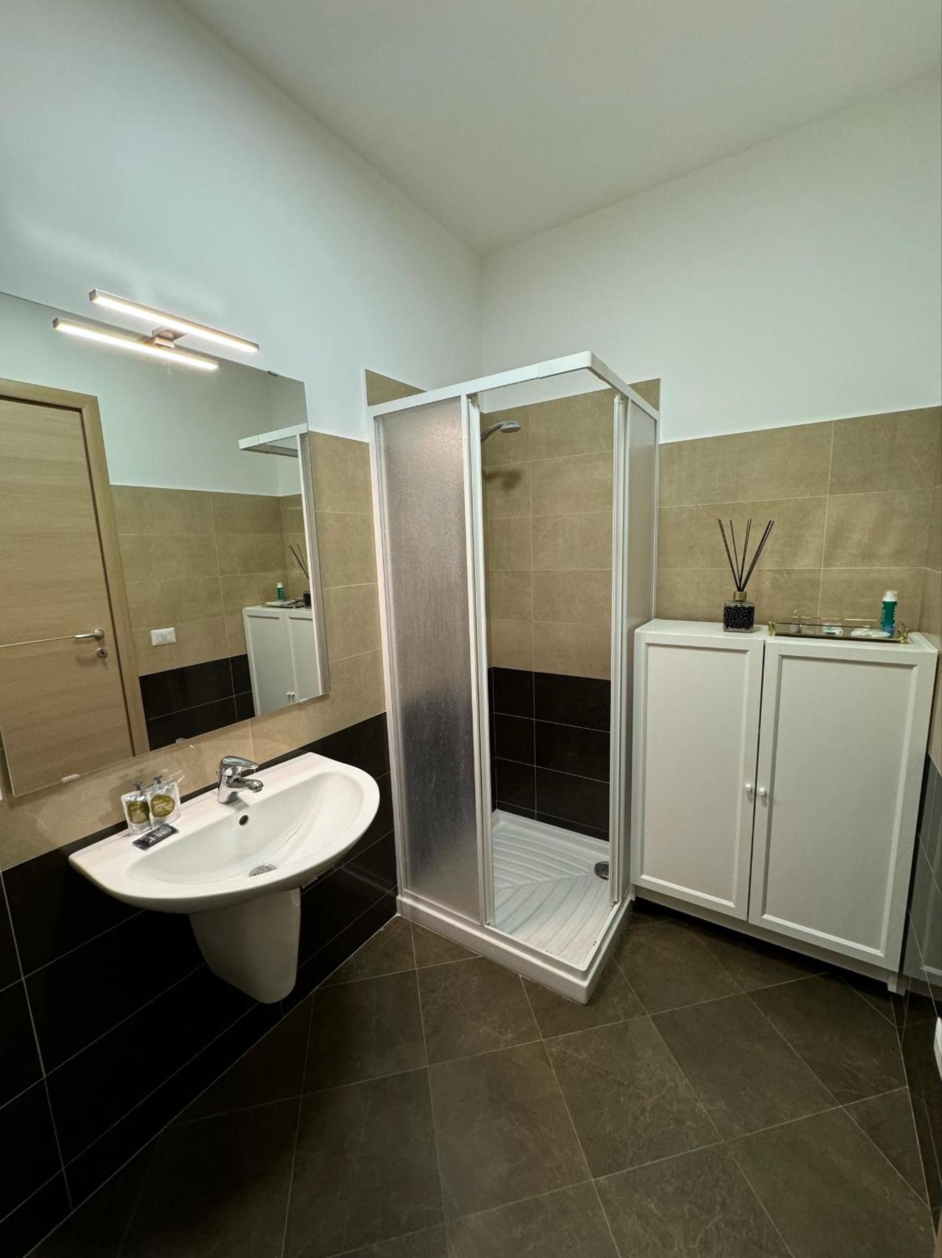 Deluxe Junior Suite photo 3