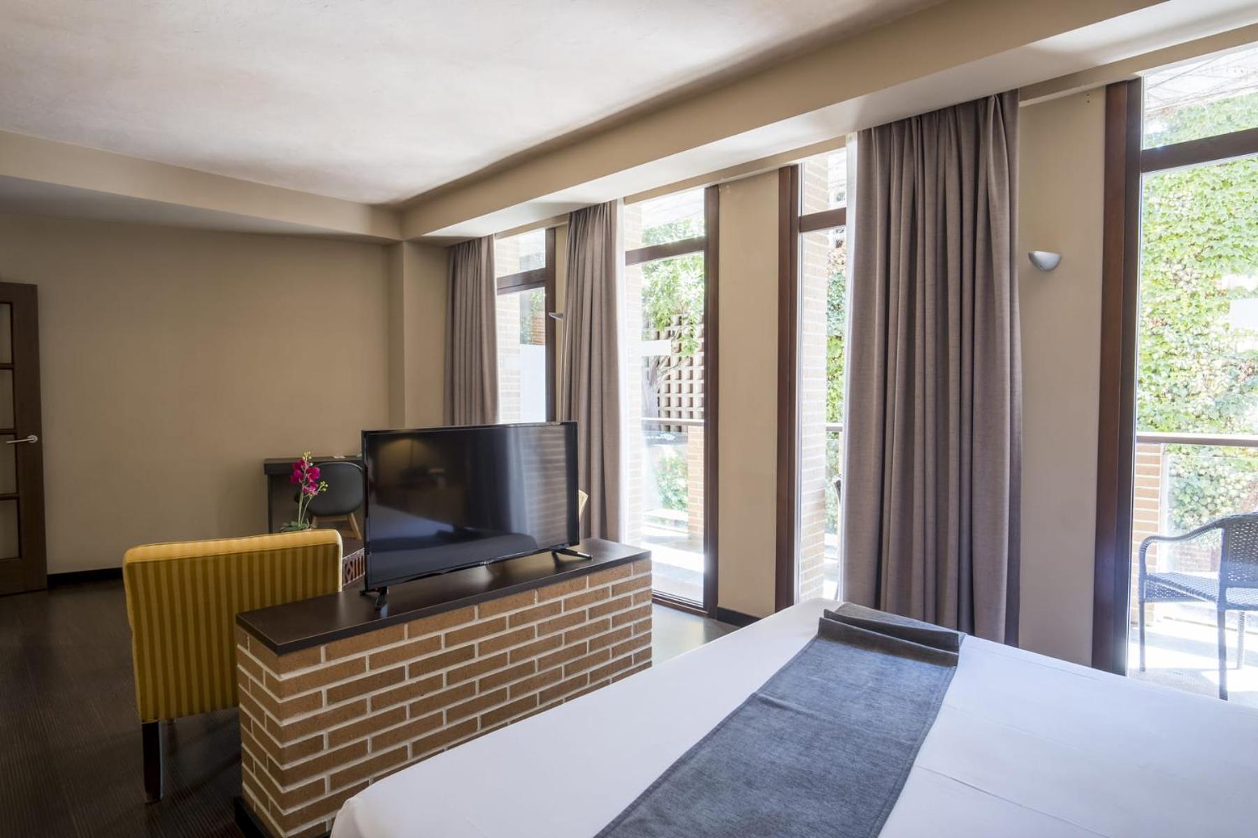 Superior Double Room photo 2