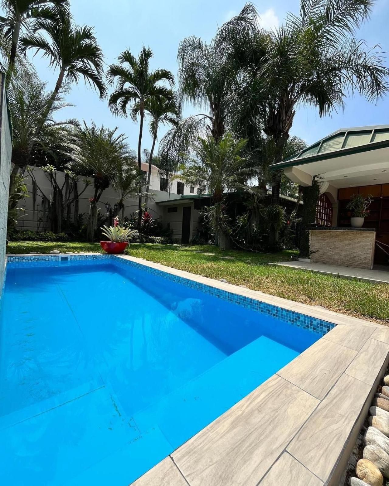 Three-Bedroom Villa photo 2