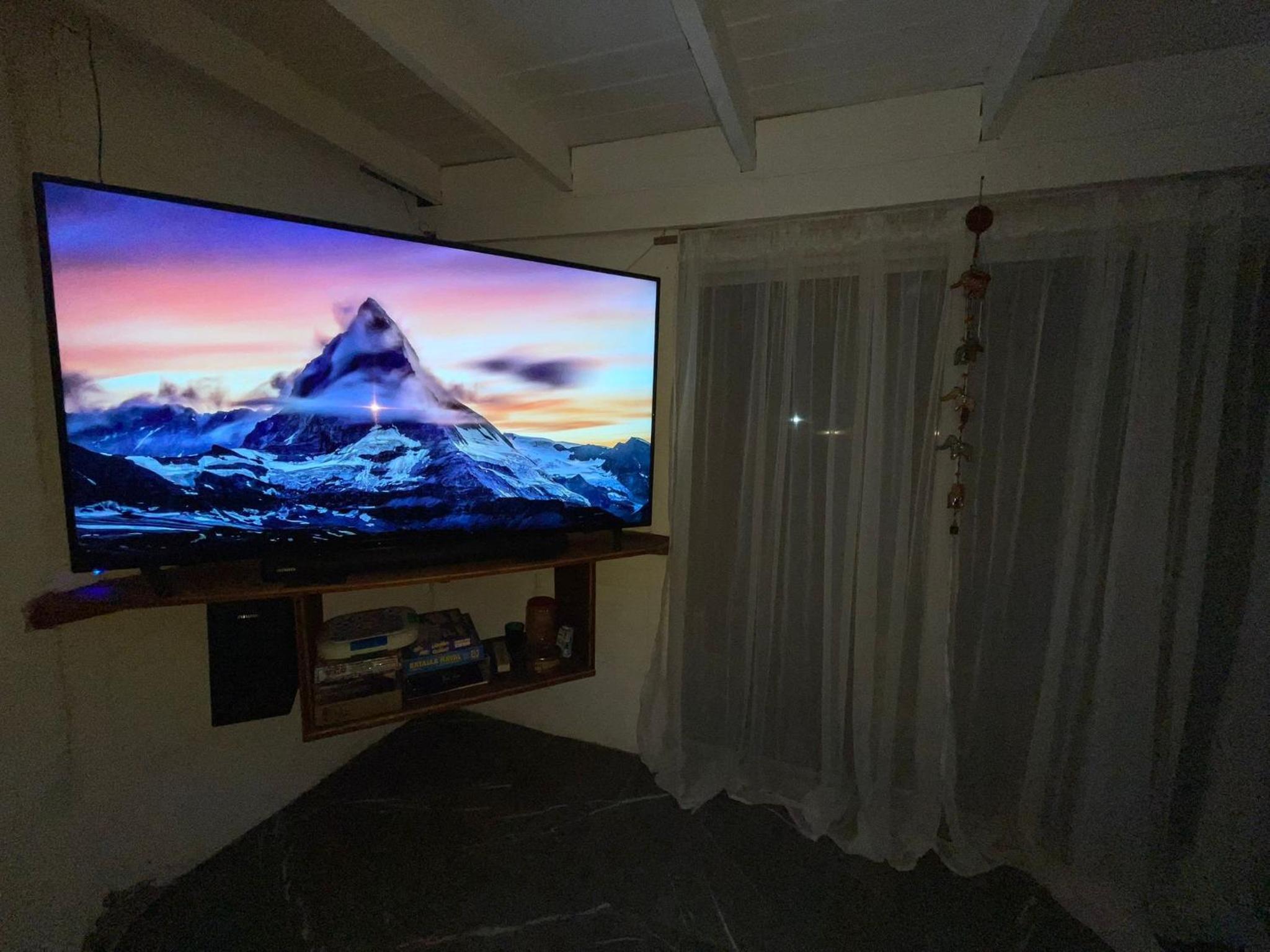 Three-Bedroom House photo 2