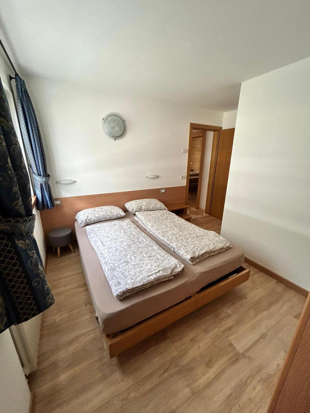 Two-Bedroom Deluxe Apartment with Garden View photo 3