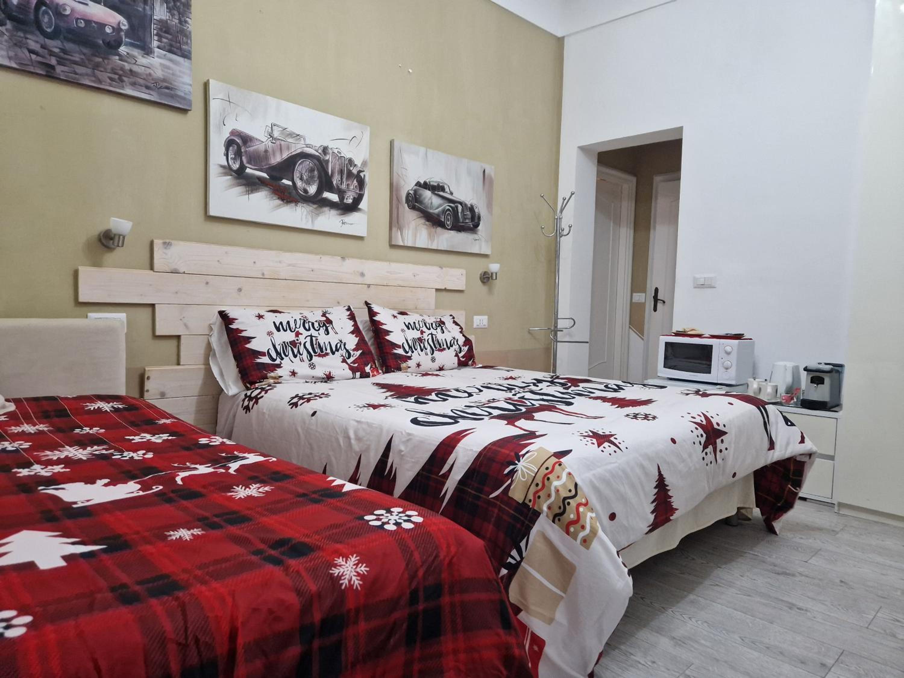 Deluxe Triple Room - Photo 2