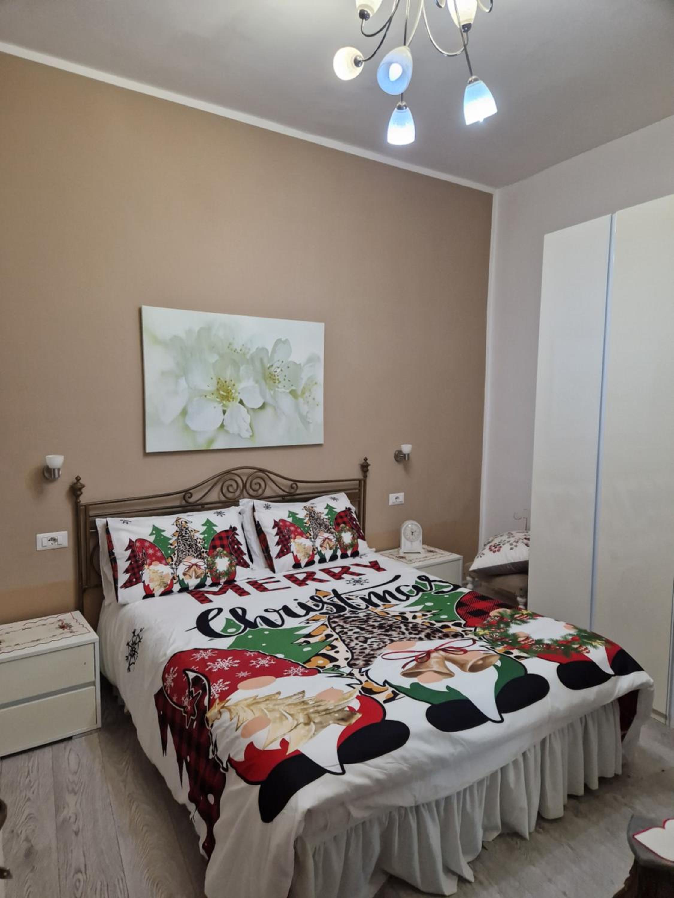 Deluxe Room - Photo 18
