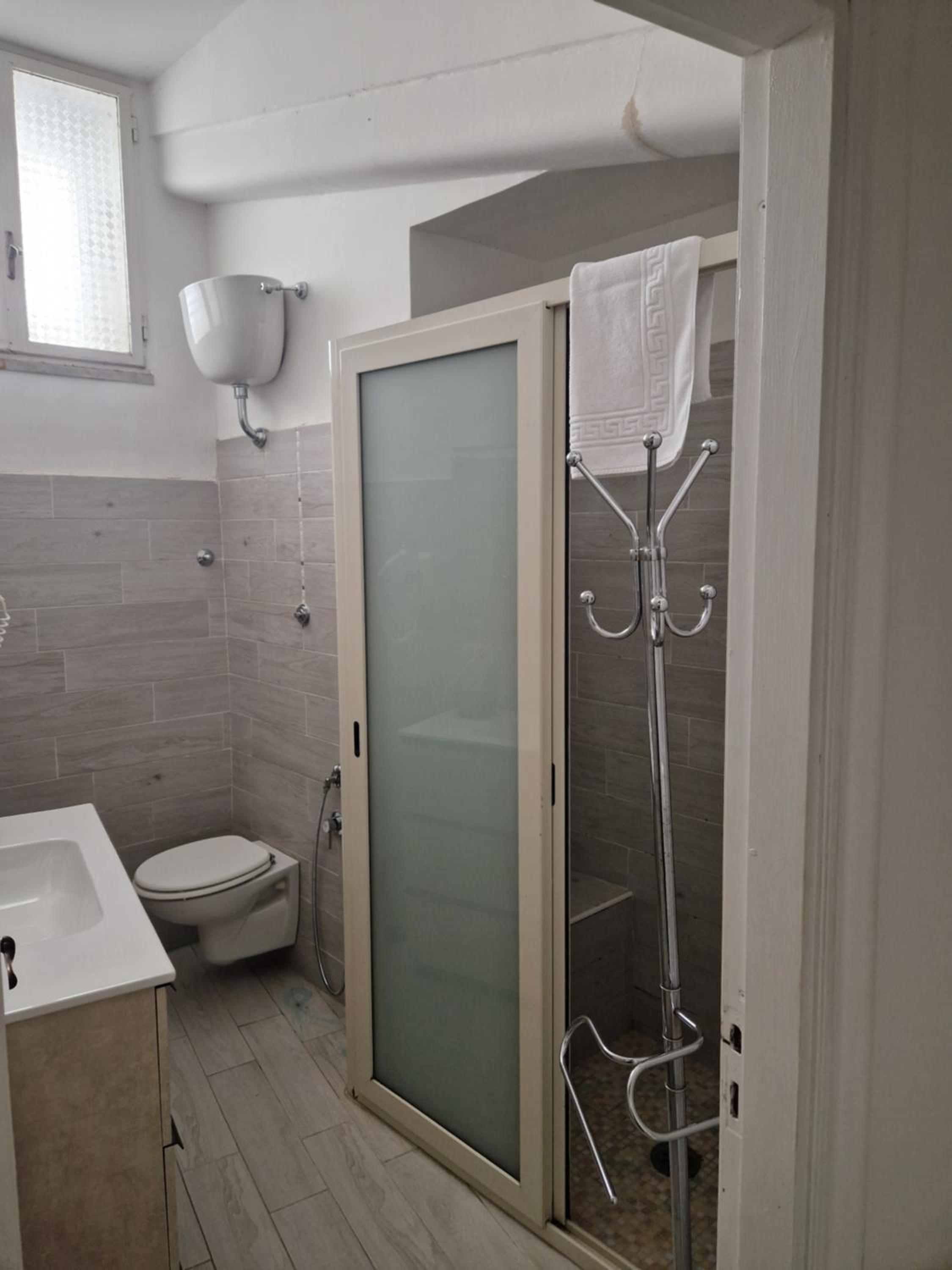 Deluxe Room - Photo 10