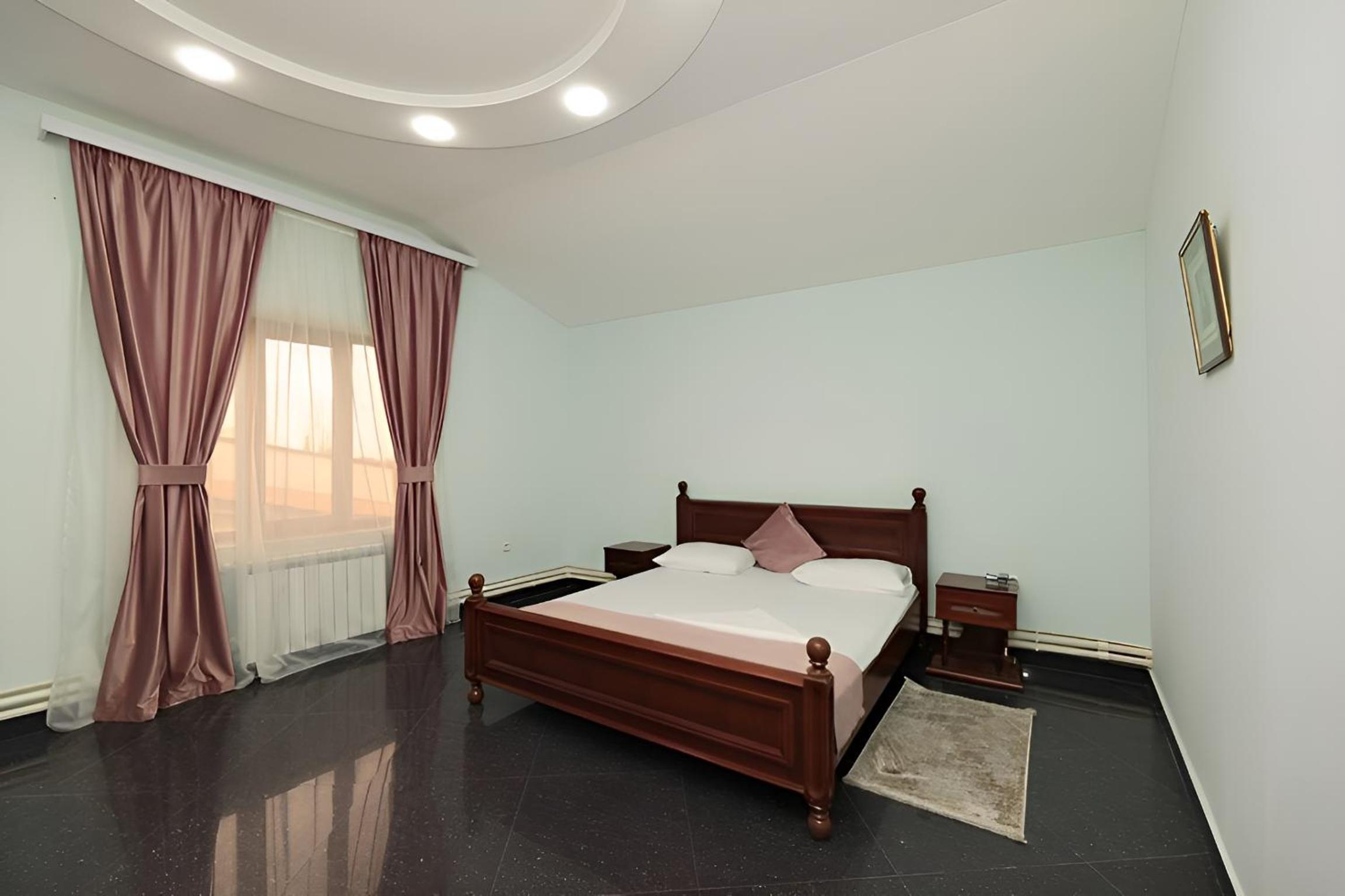 Superior Family Room