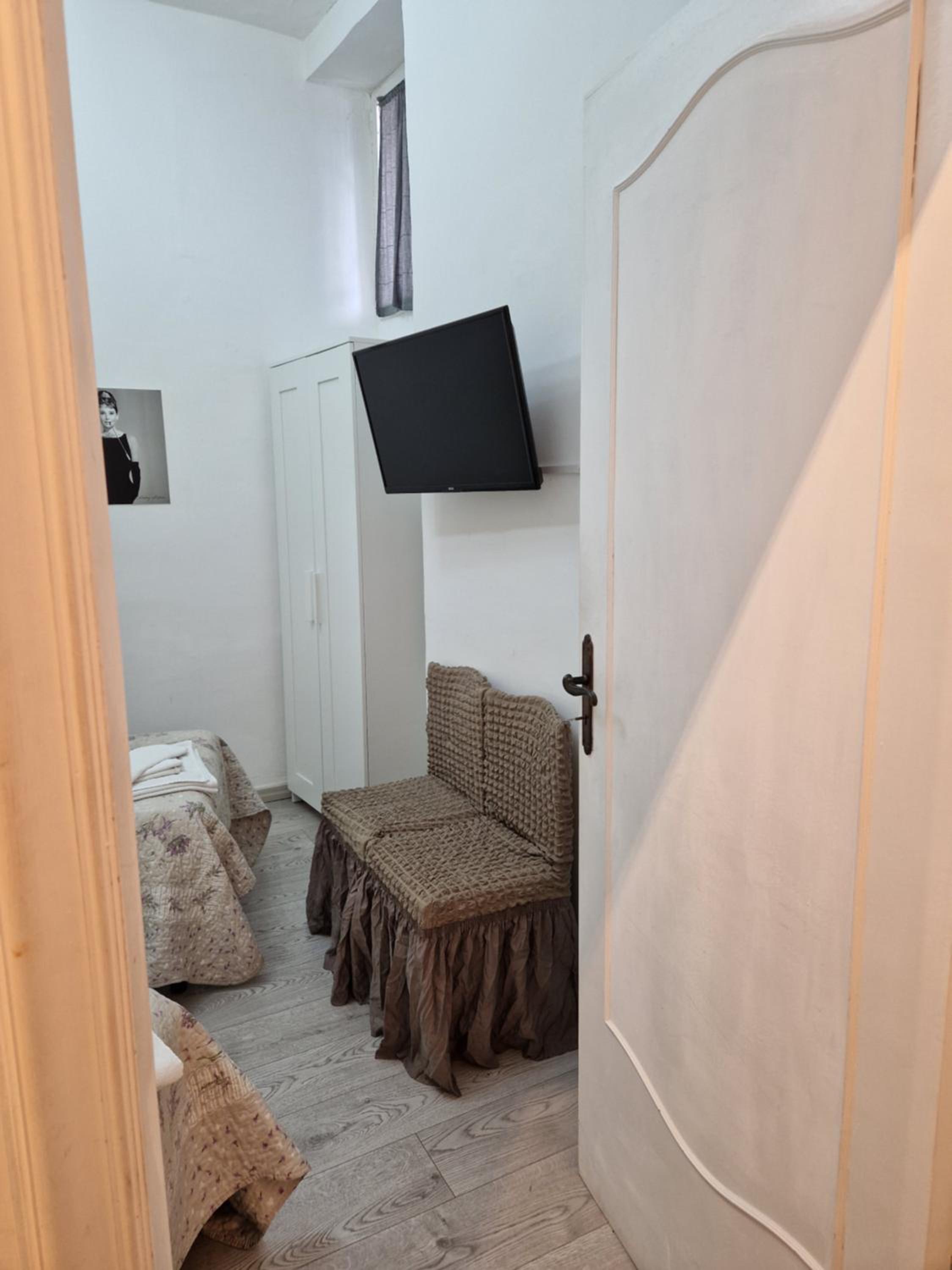 Deluxe Family Room - Photo 25
