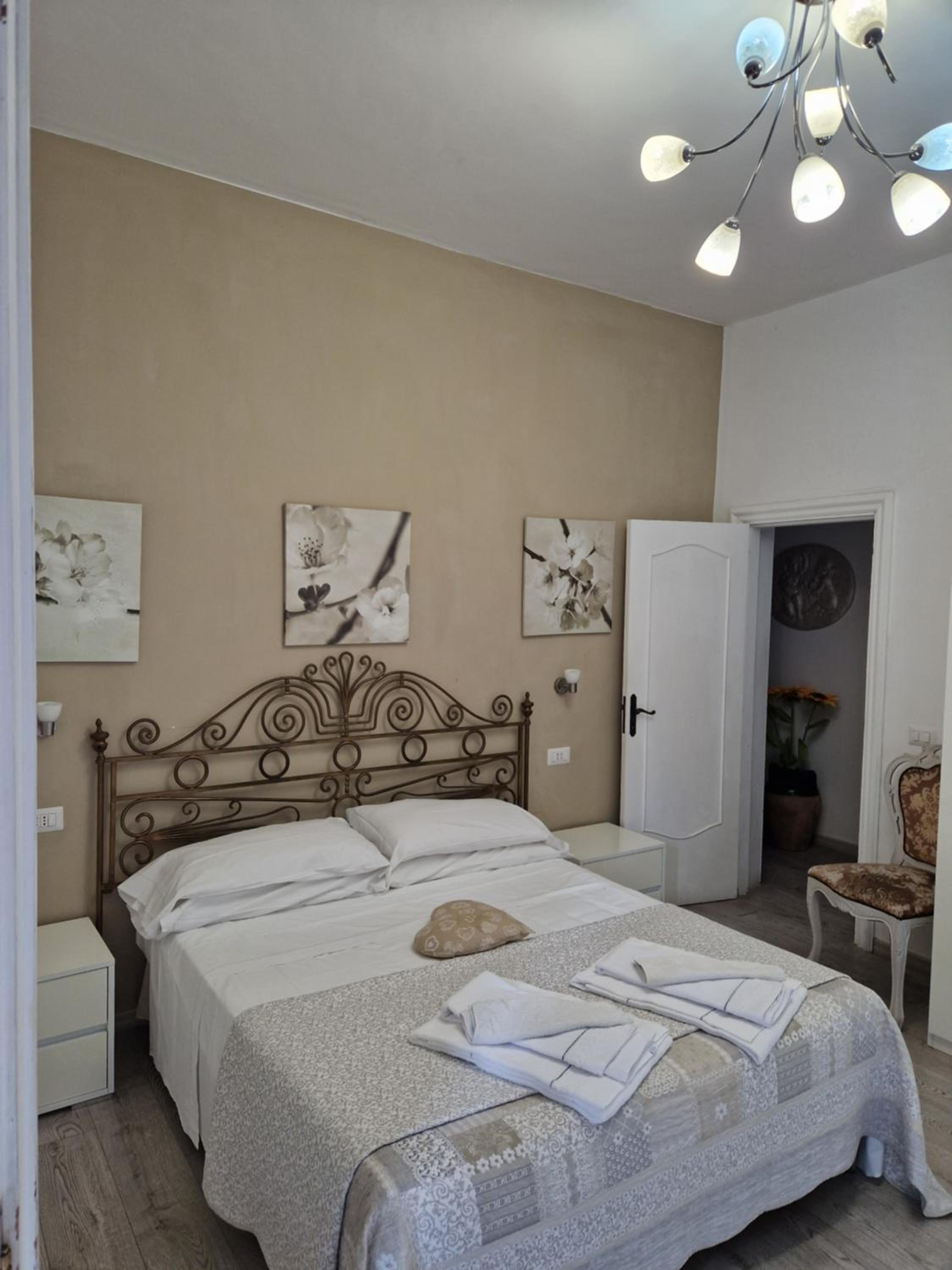 Deluxe Family Room - Photo 4