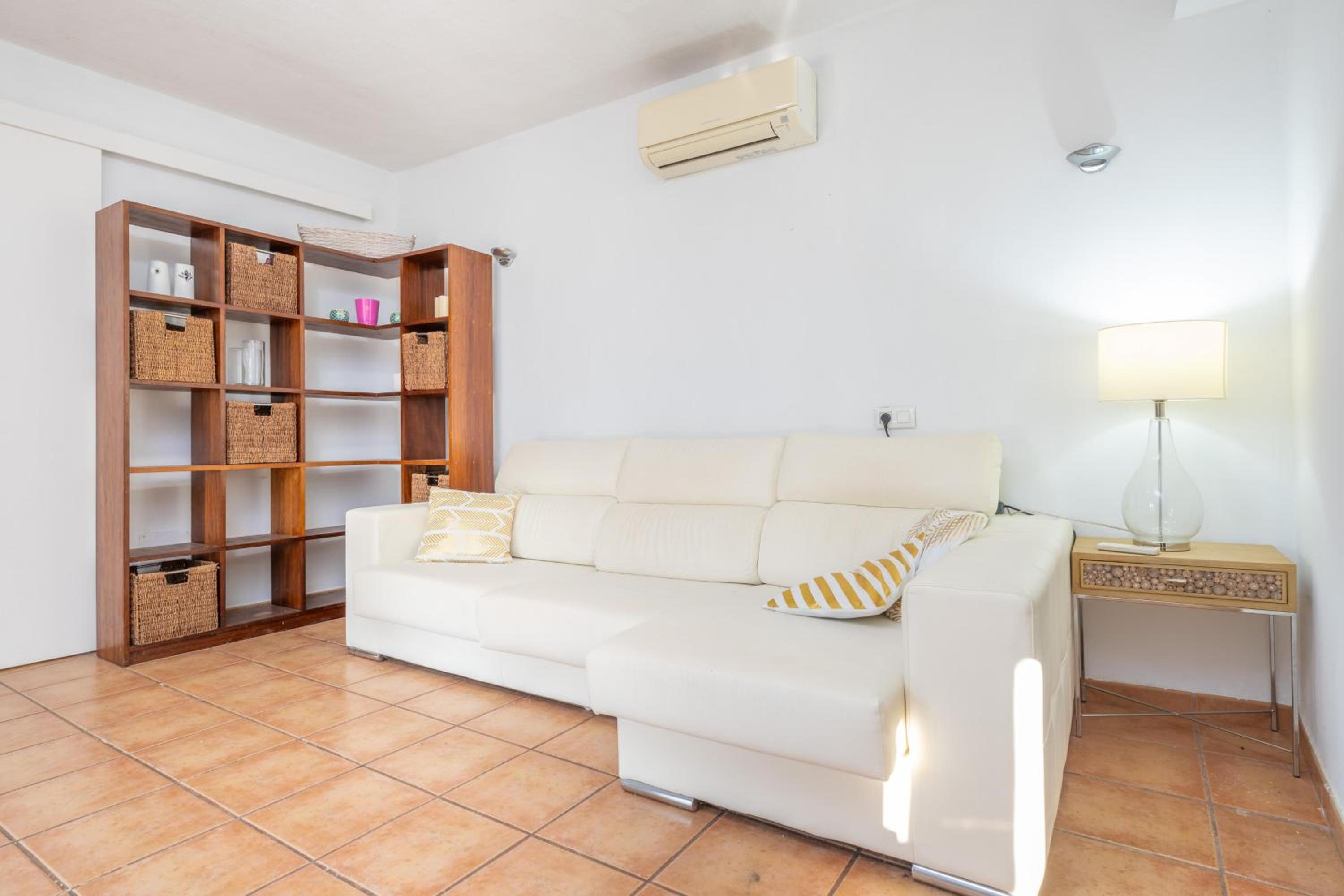 Three-Bedroom Villa photo 3