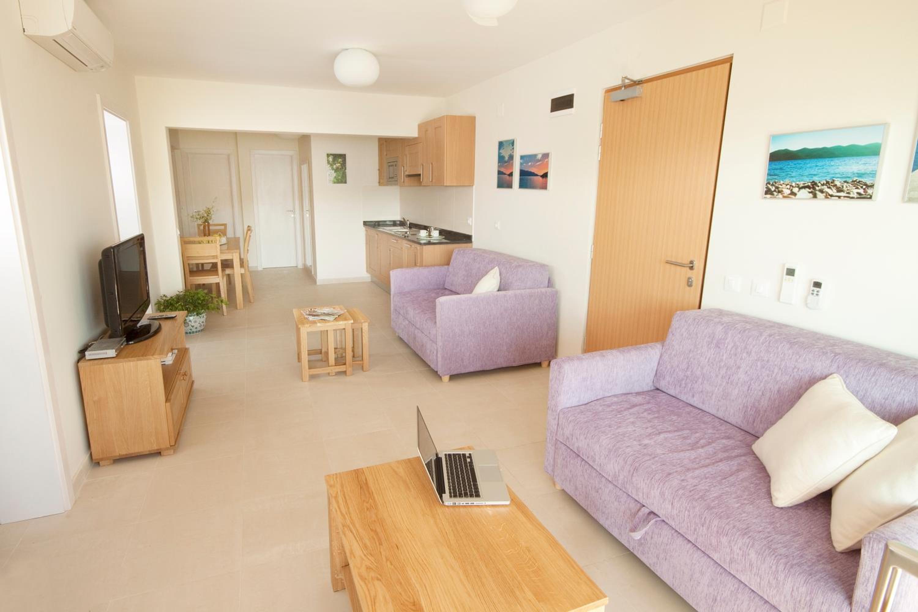 Two-Bedroom Apartment - Ground Floor  photo 2