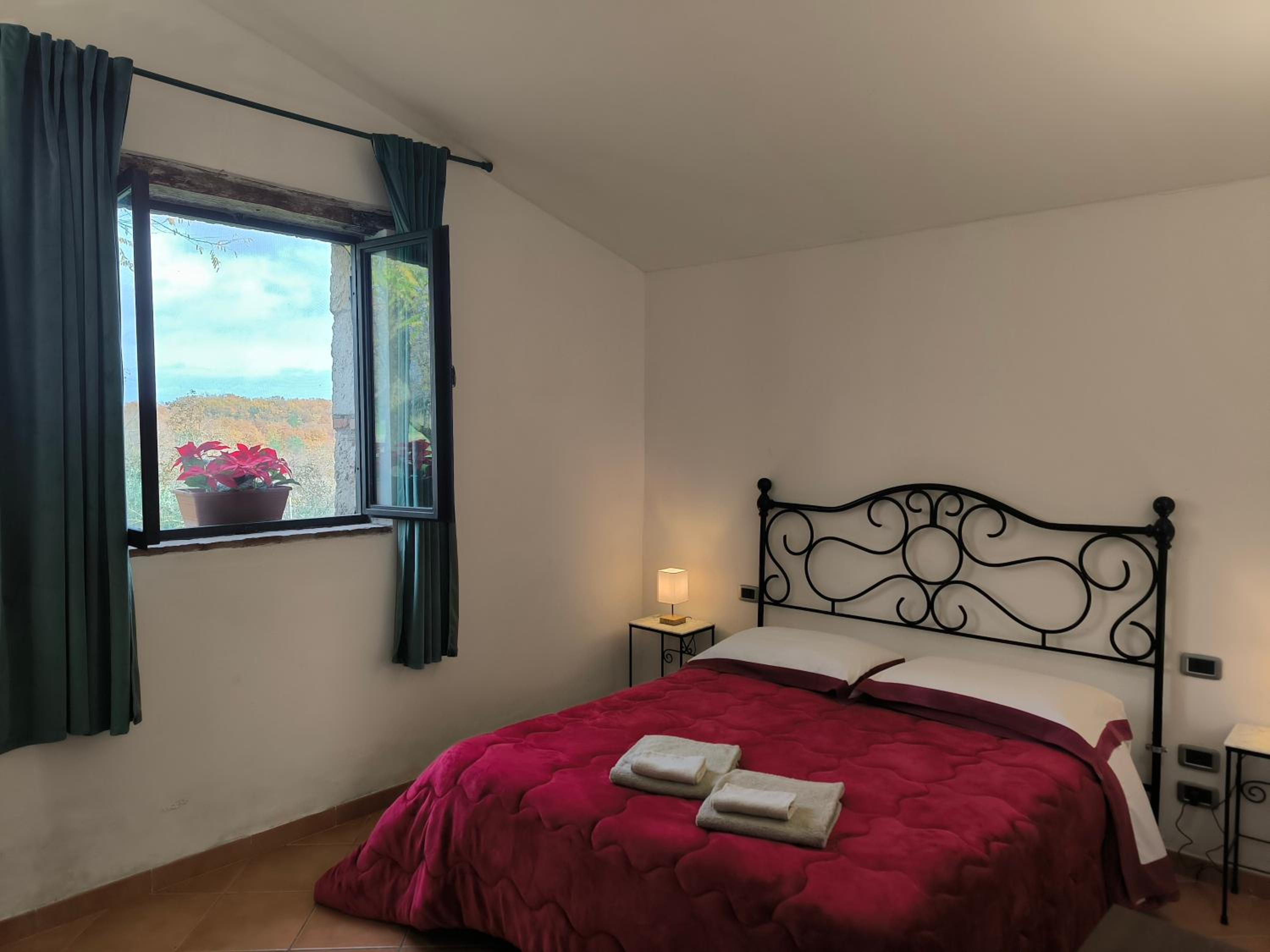 One-Bedroom House photo 1