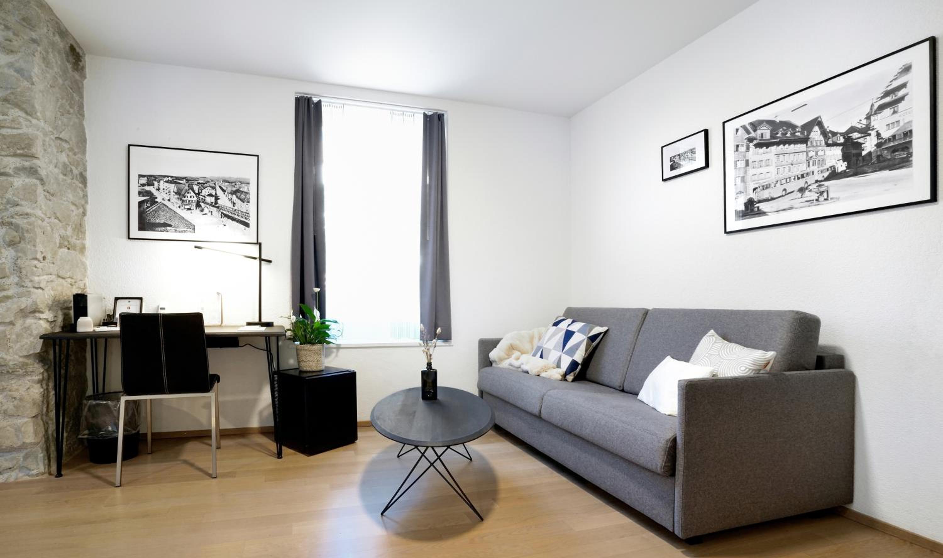 Family Room - Photo 14