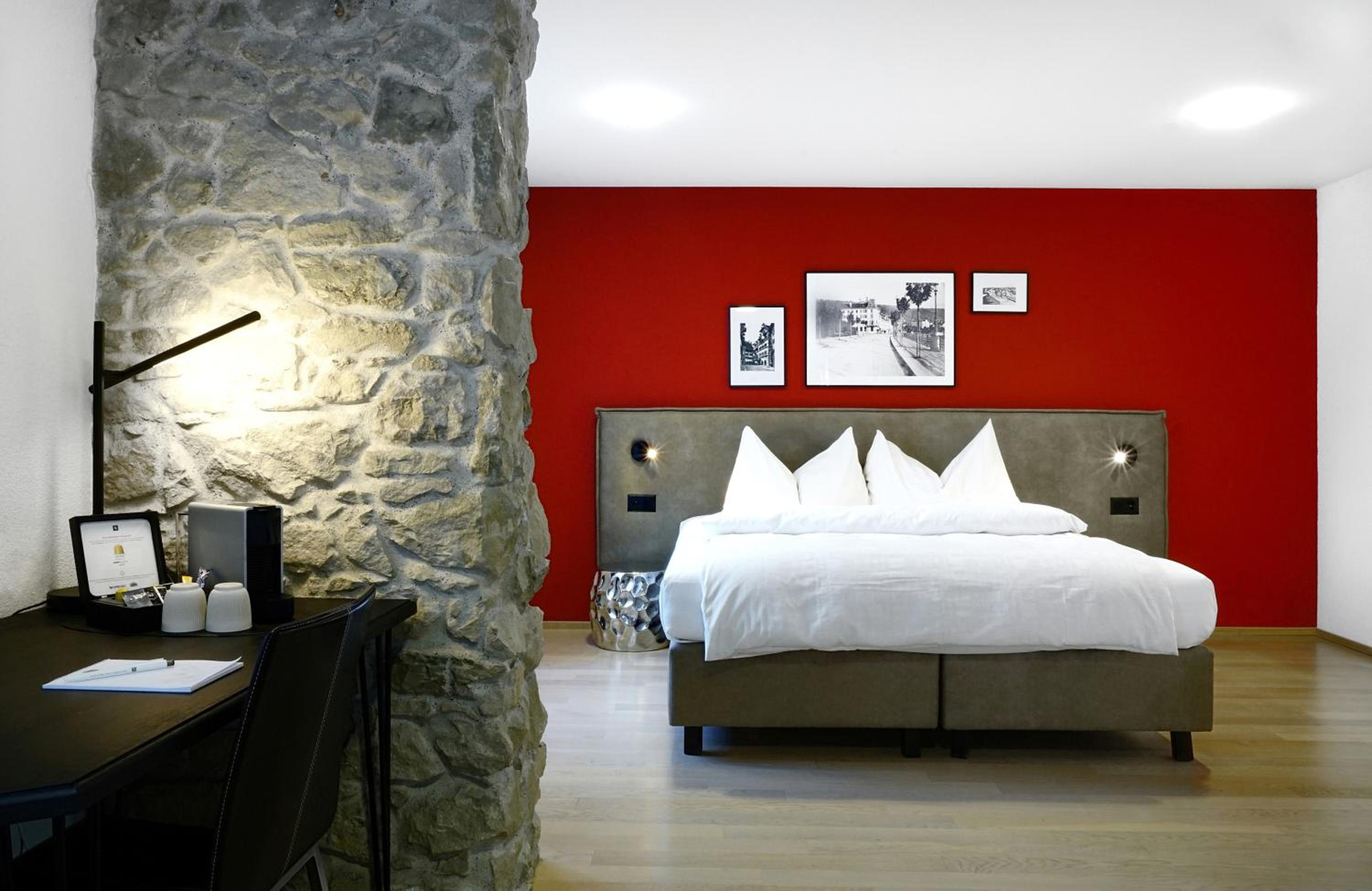 Family Room - Photo 8