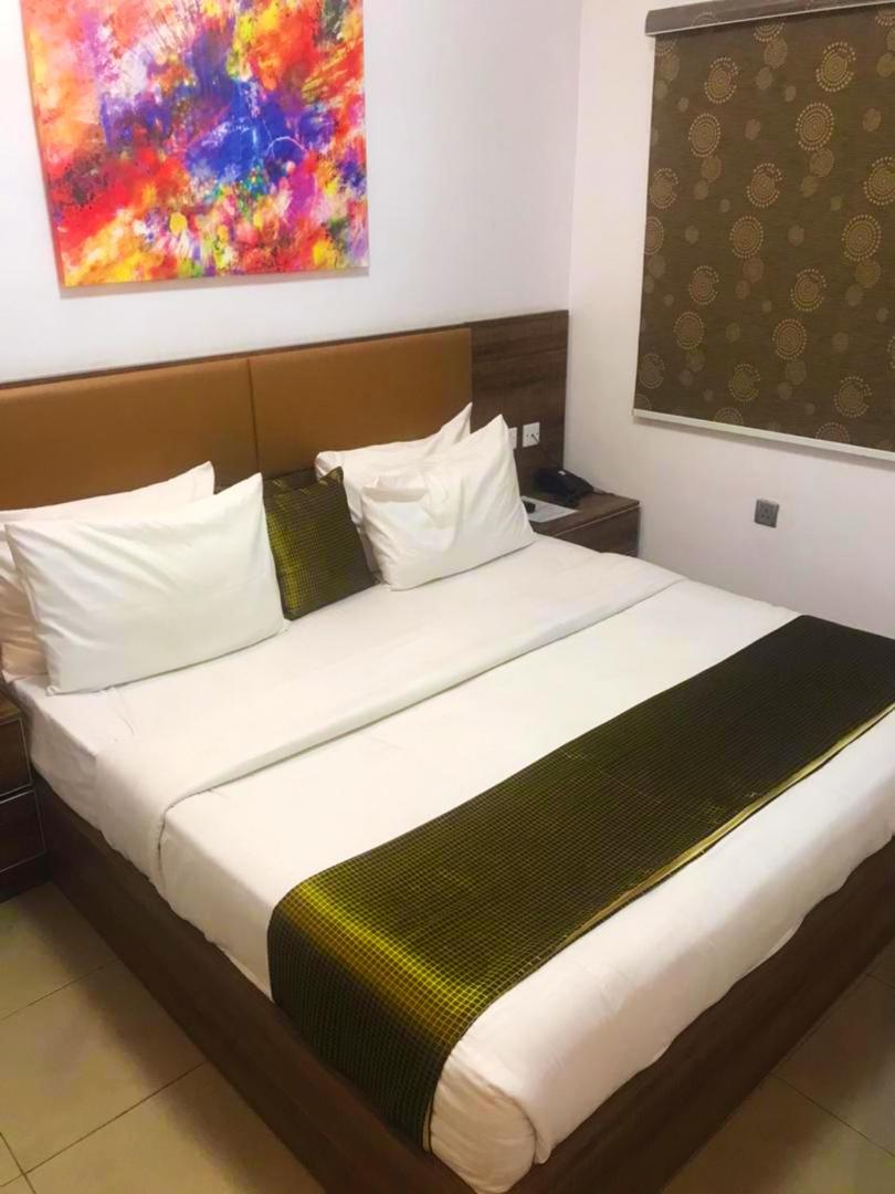 Standard Suite photo 2