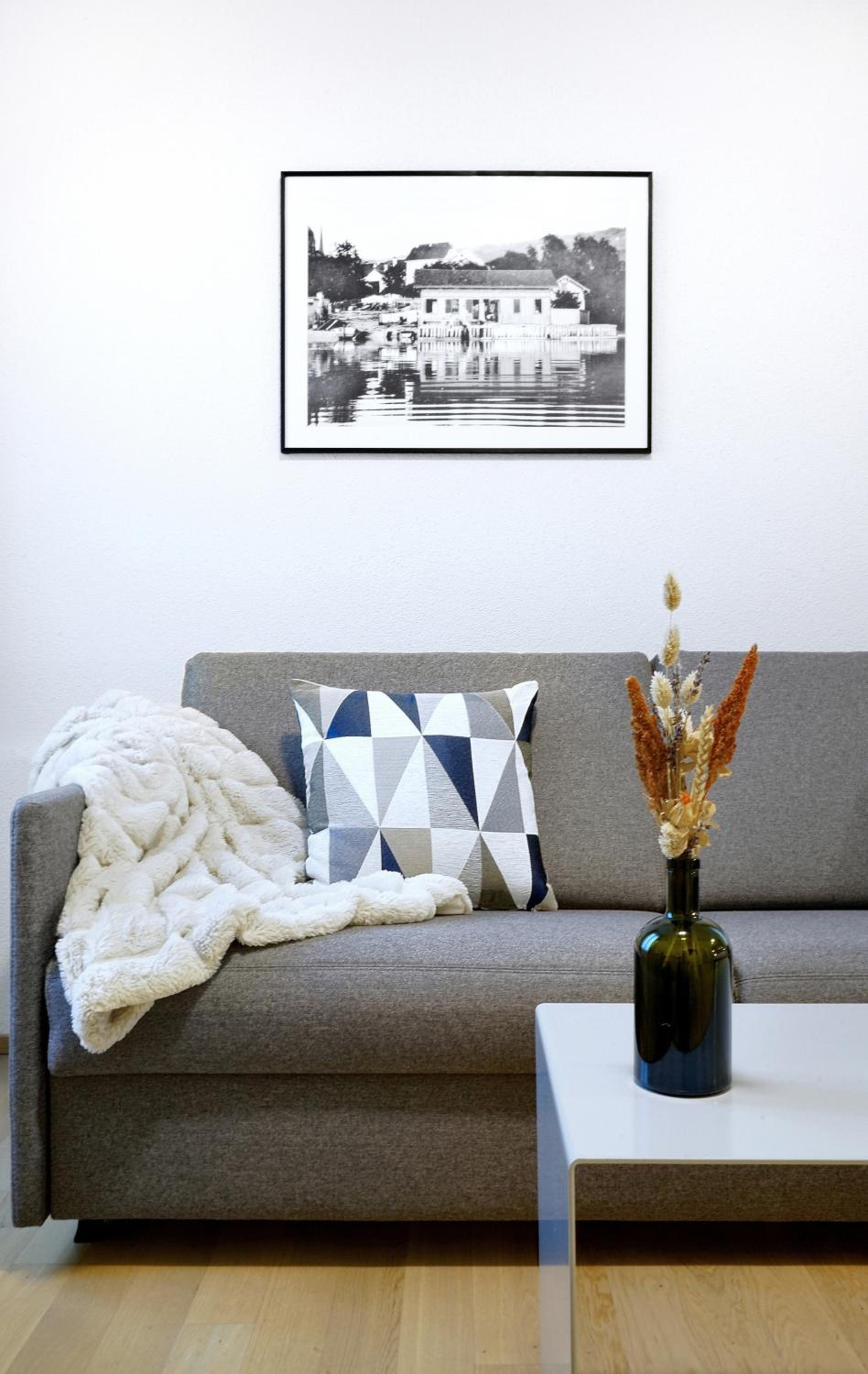 Family Room - Photo 4