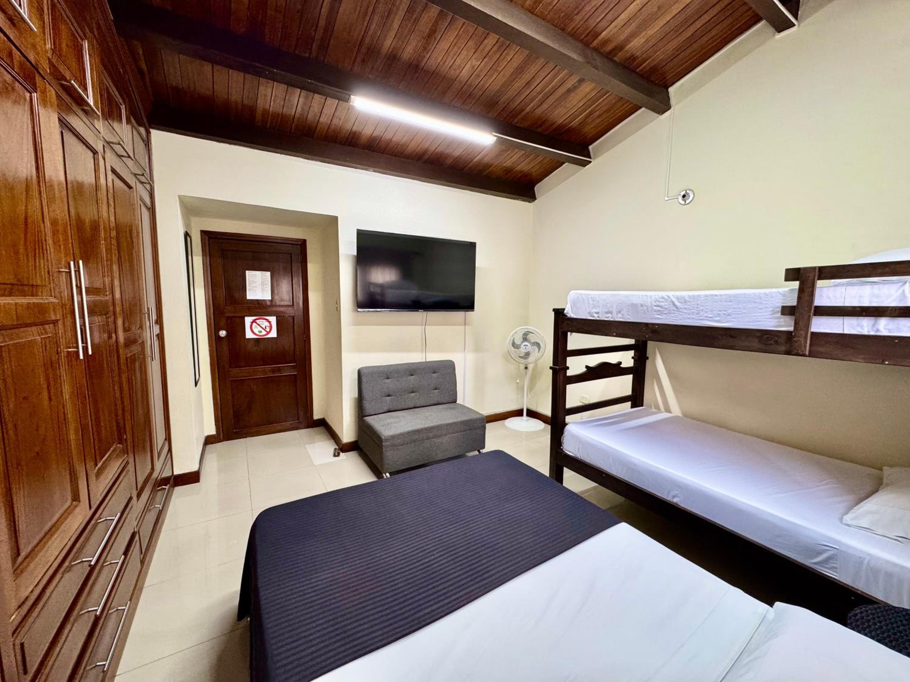 Comfort Quadruple Room