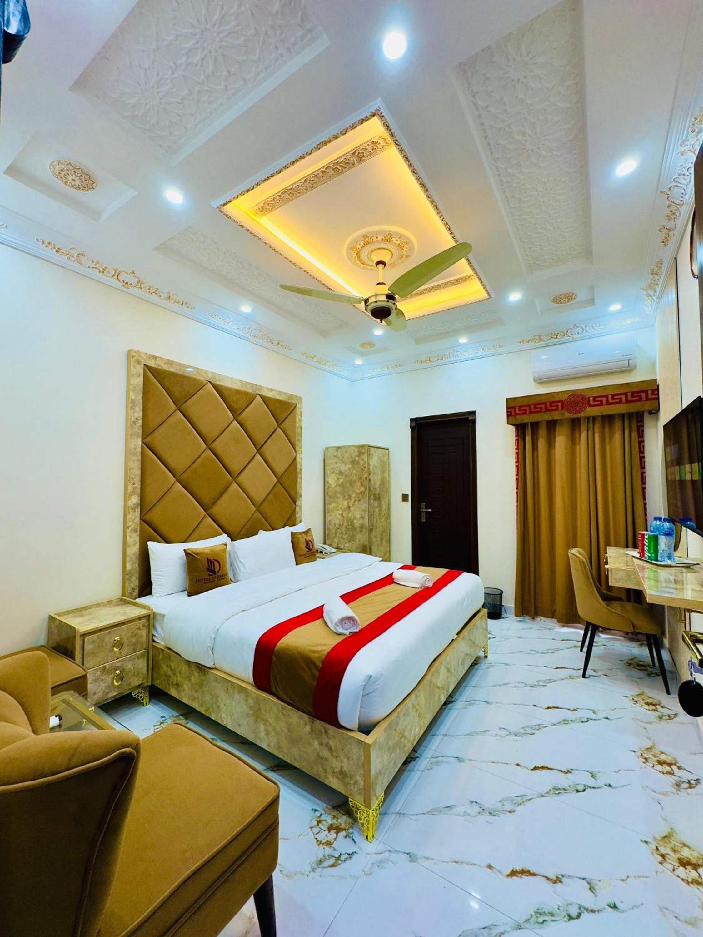 Deluxe Double Room photo 2
