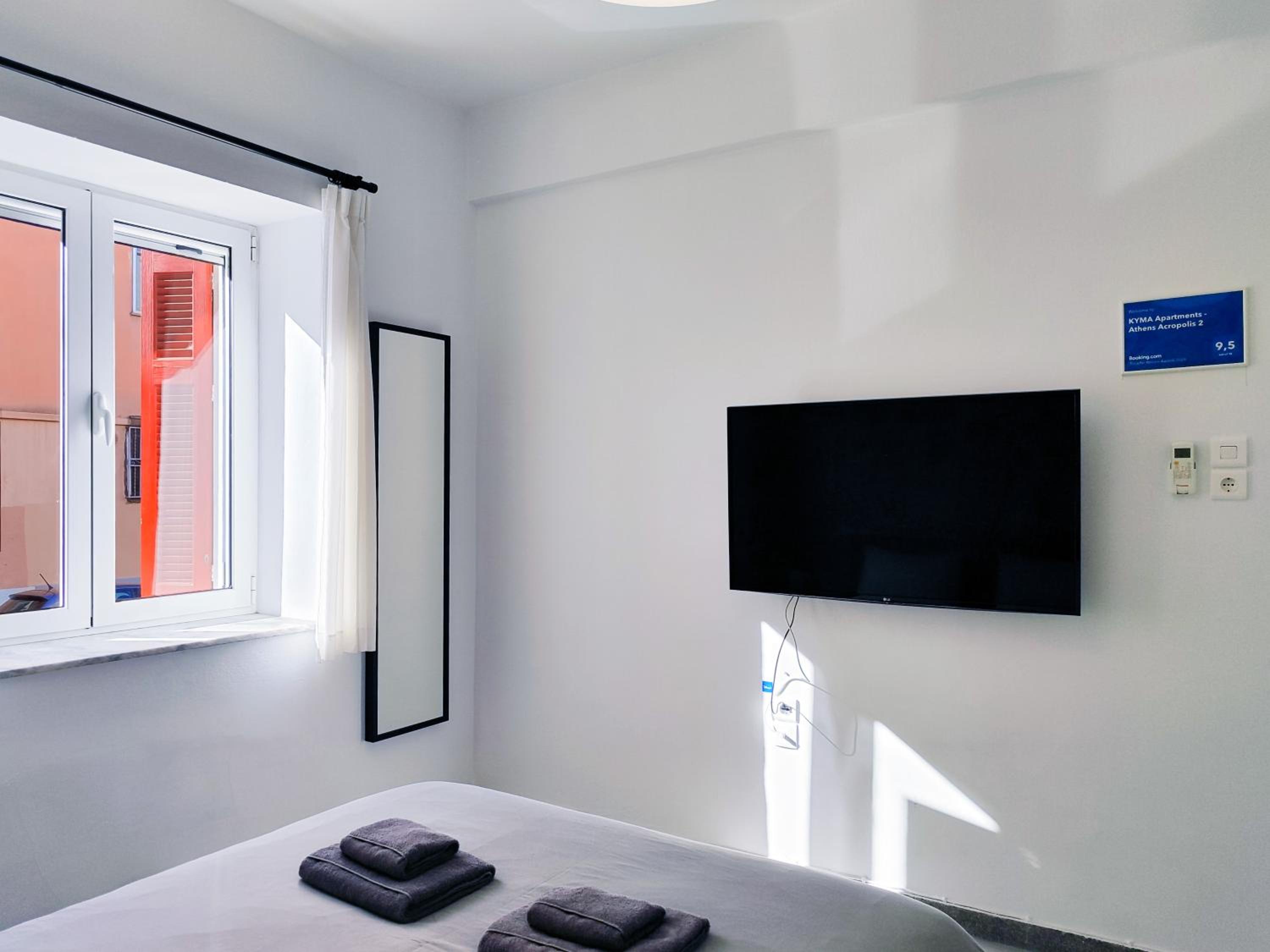 Studio Apartment photo 3