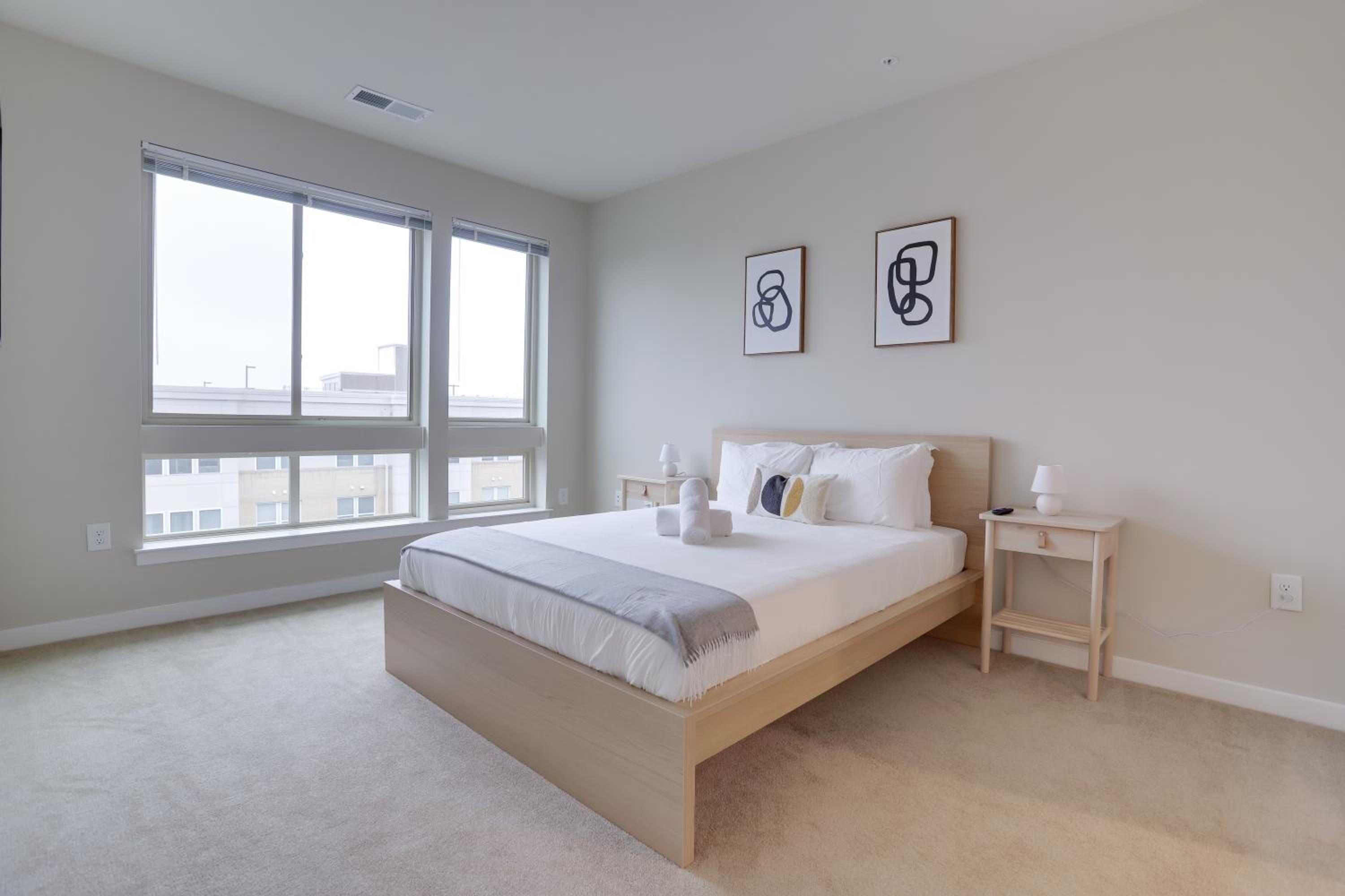 Two-Bedroom Deluxe Apartment with Balcony photo 3