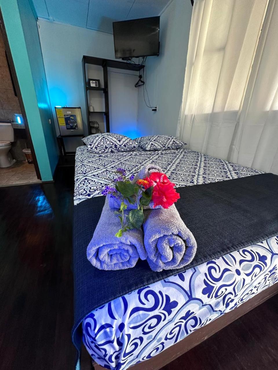 Double Room with Private Bathroom photo 2