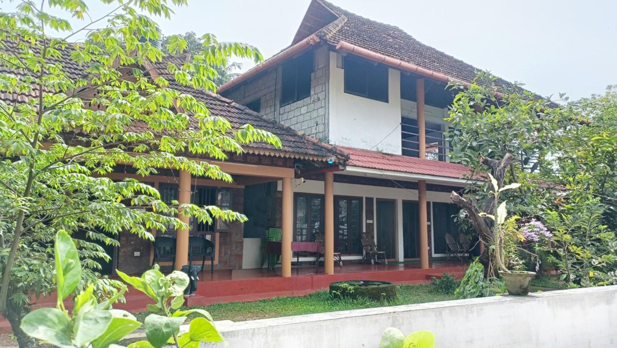 Double Room With Balcony photo 2