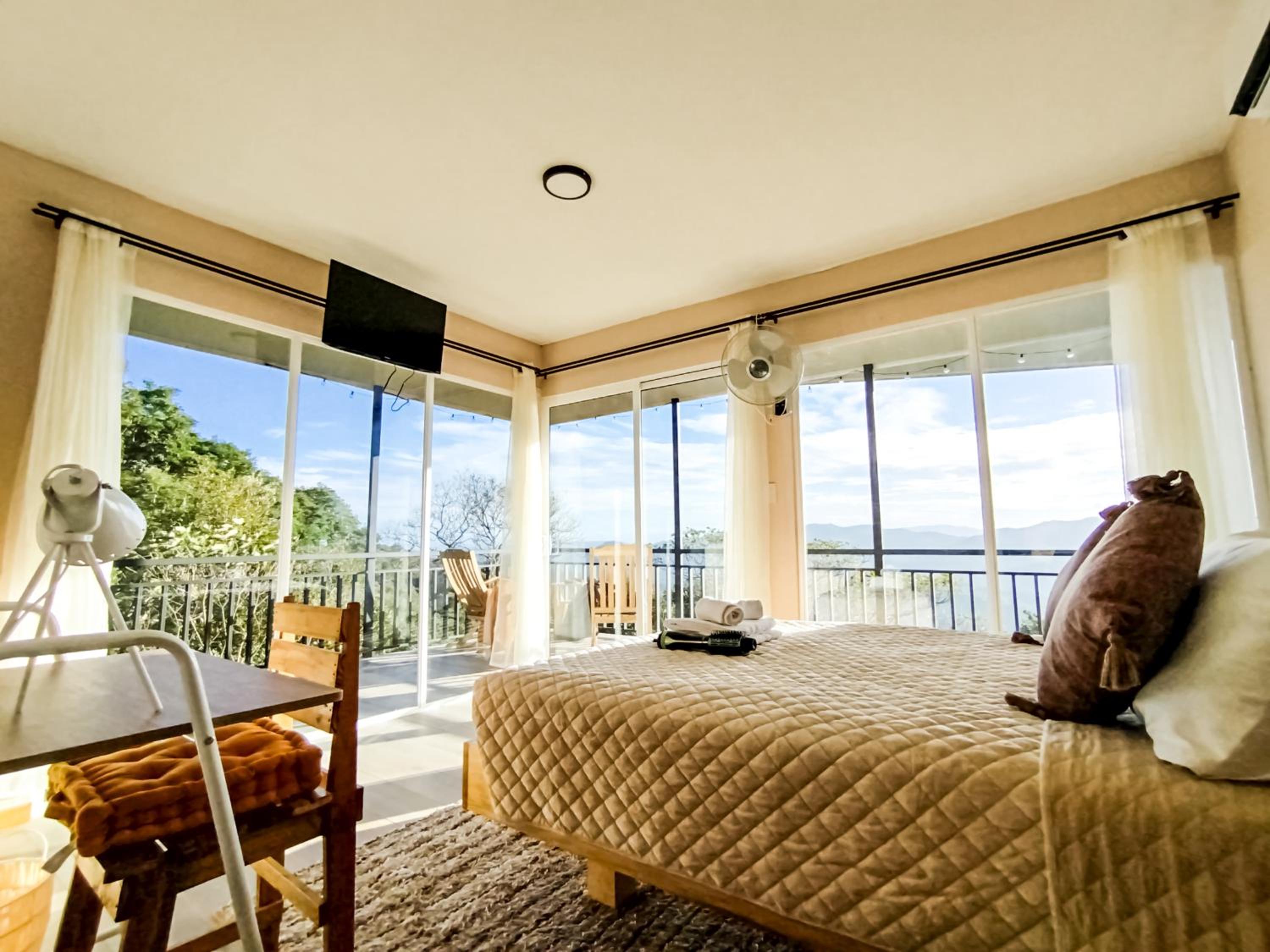 Suite with Mountain View photo 1