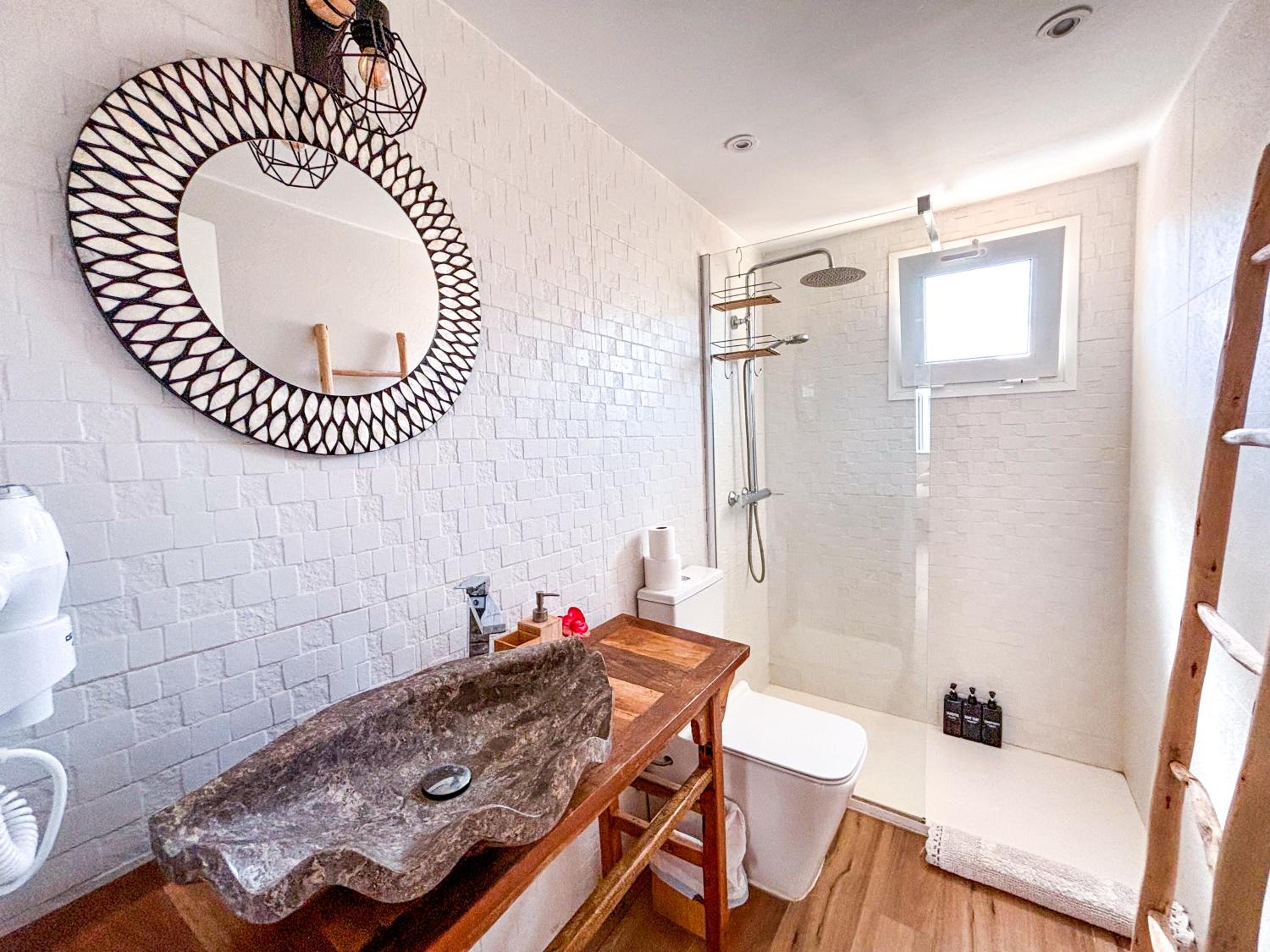 Luxury Triple Room photo 3