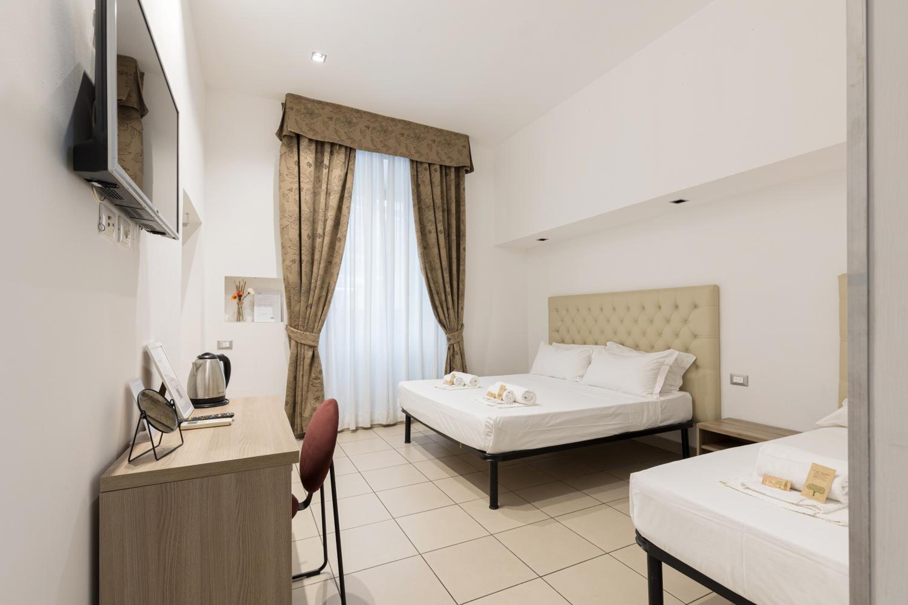 Comfort Triple Room