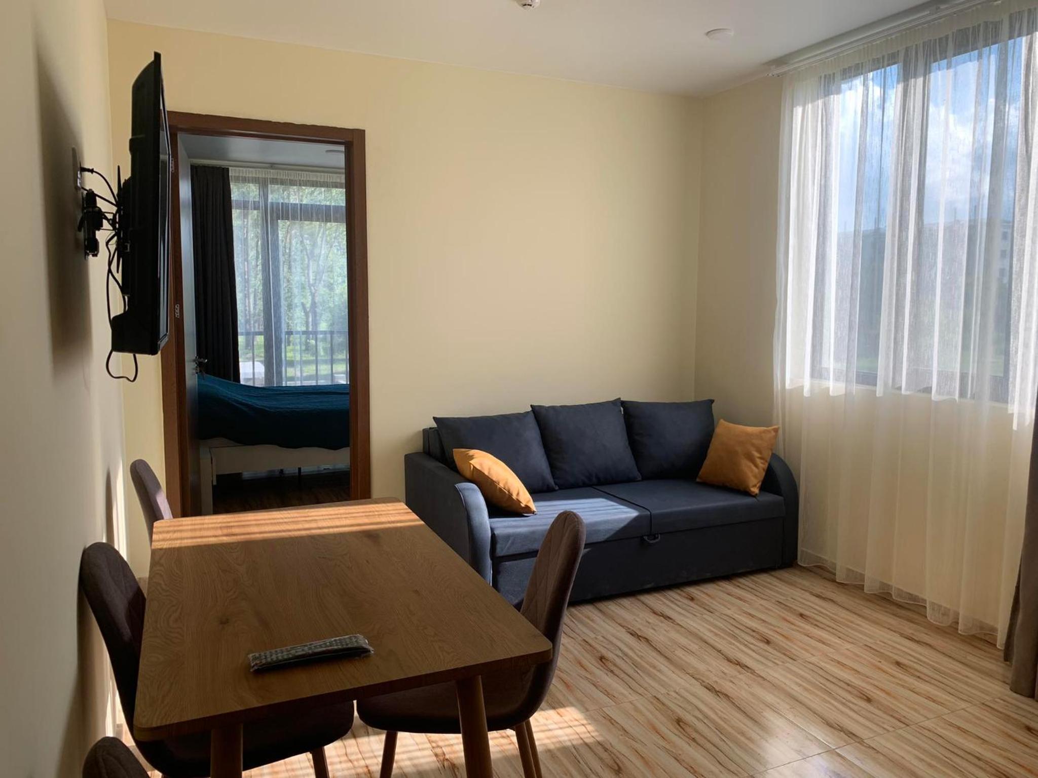 Family Room With Garden View photo 1