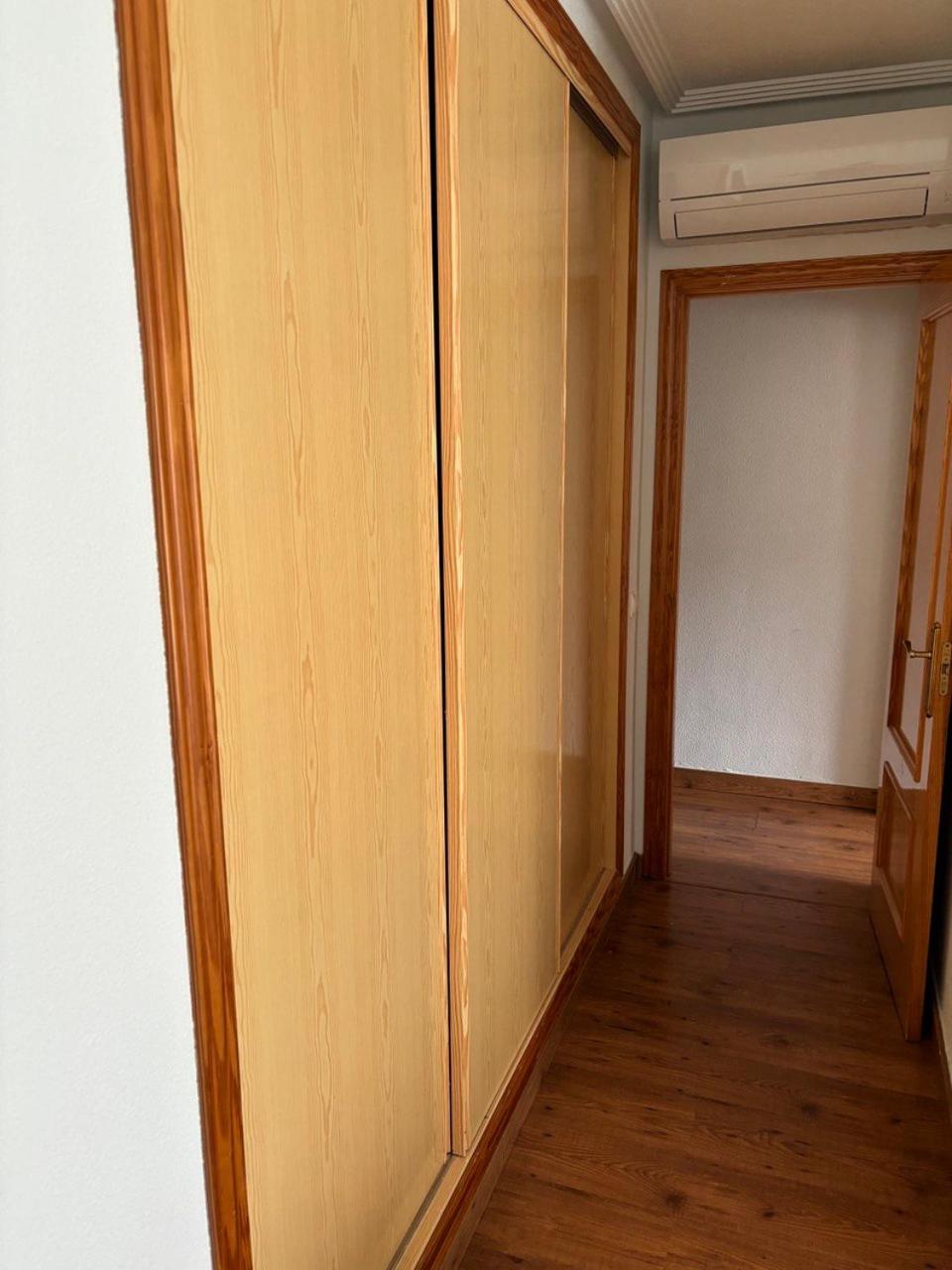 Apartamento de dos habitaciones con vista al mar