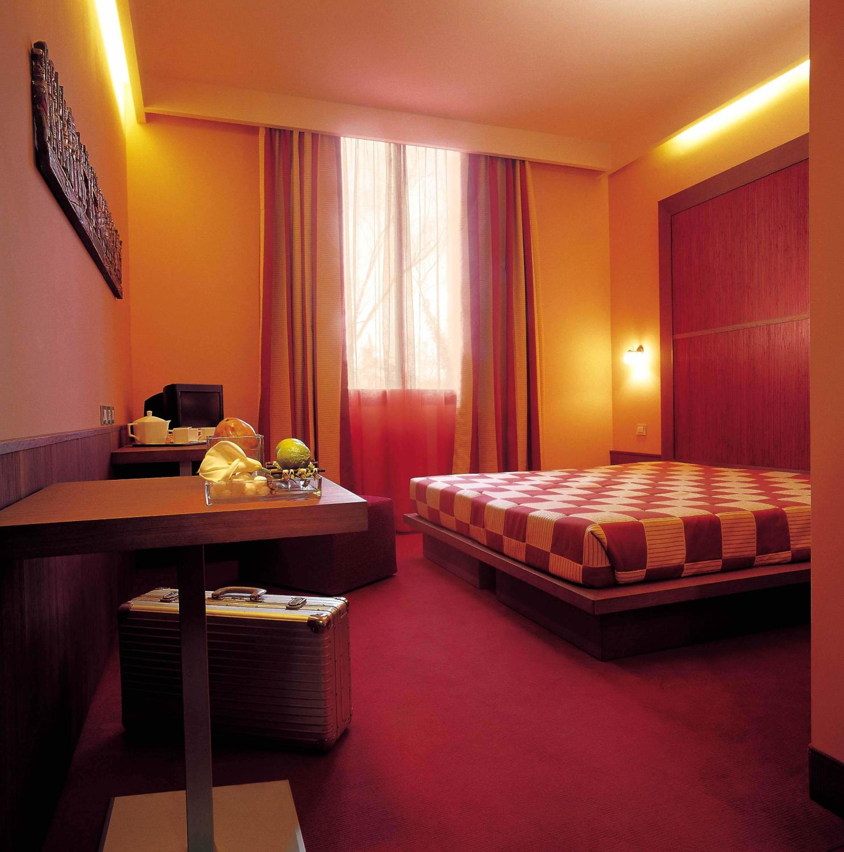 Classic Double Or Twin Room - Photo 2