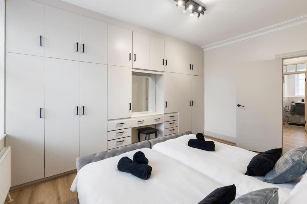 One-Bedroom Deluxe Apartment photo 1