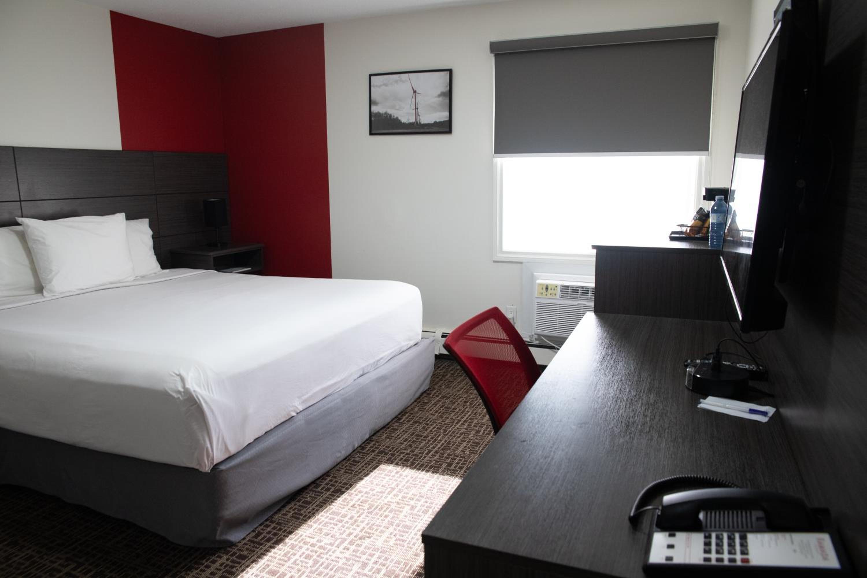 King Room - Non-Smoking photo 1