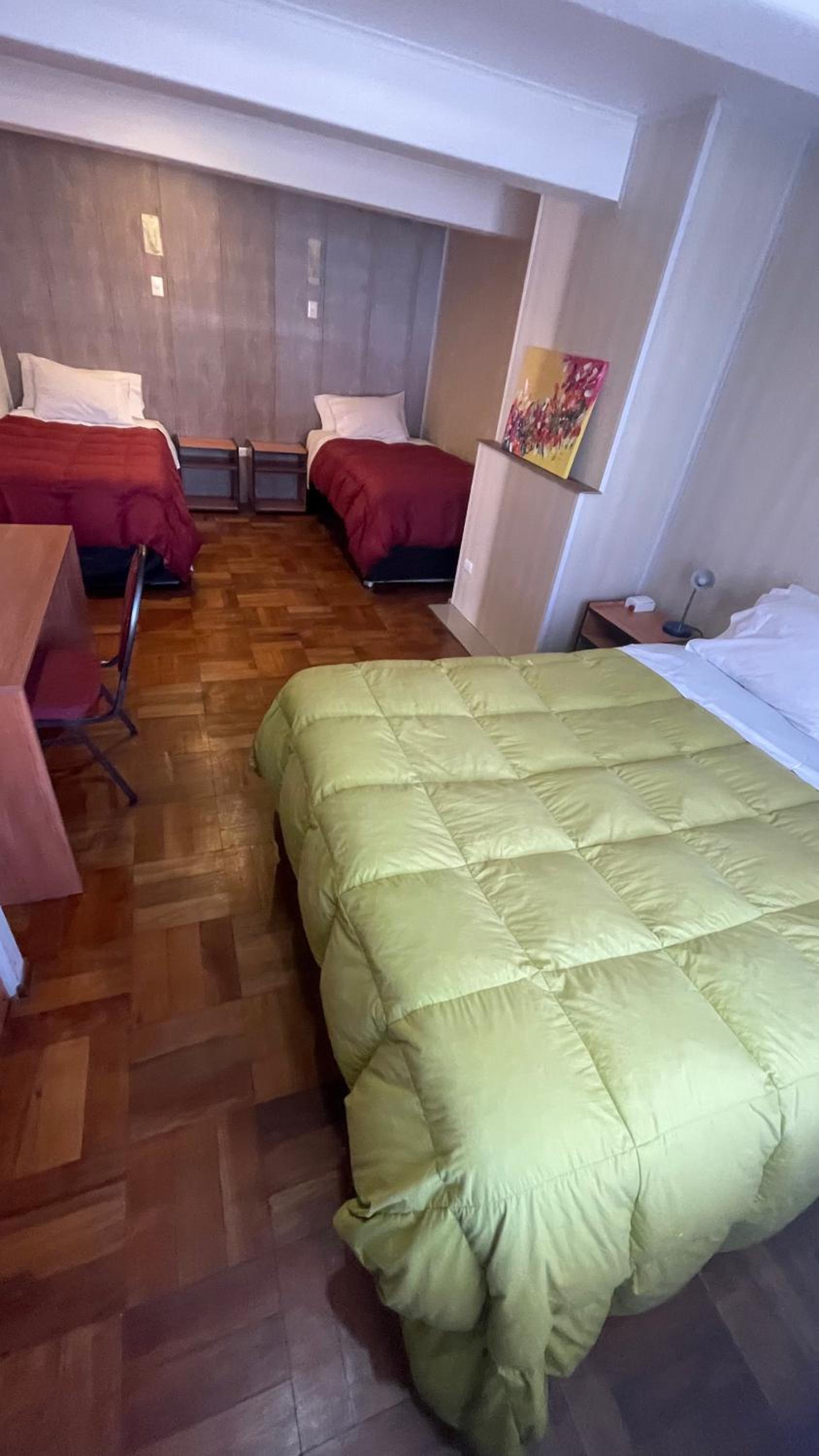 Quadruple Room with Private Bathroom photo 3