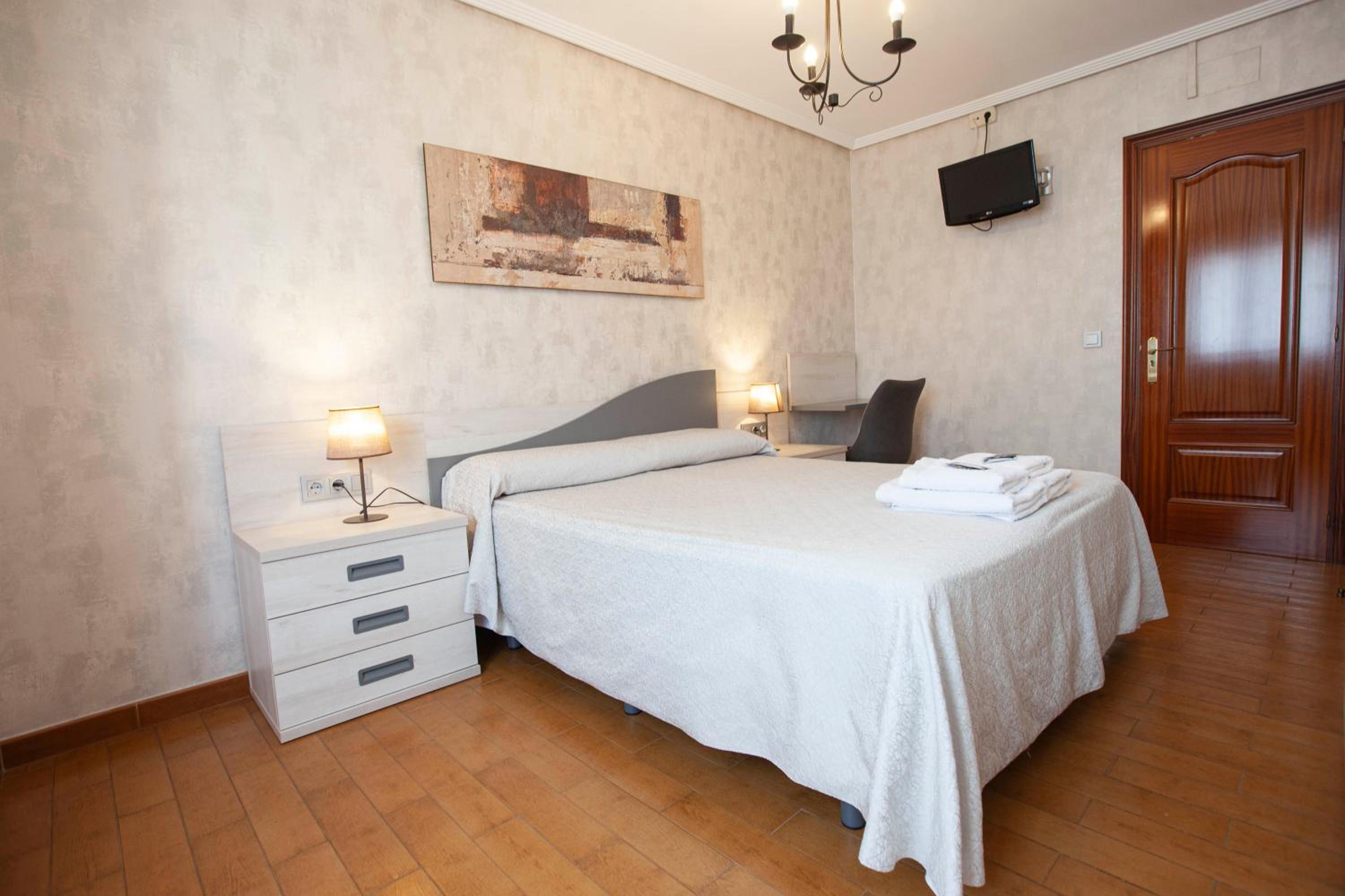 Superior Double Room - Photo 10