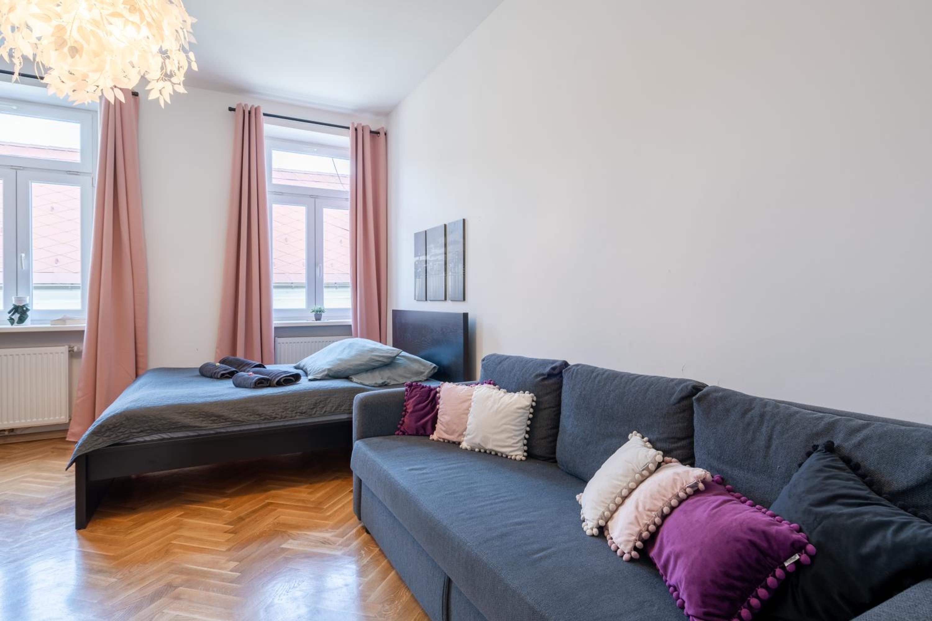 Deluxe Apartment photo 3