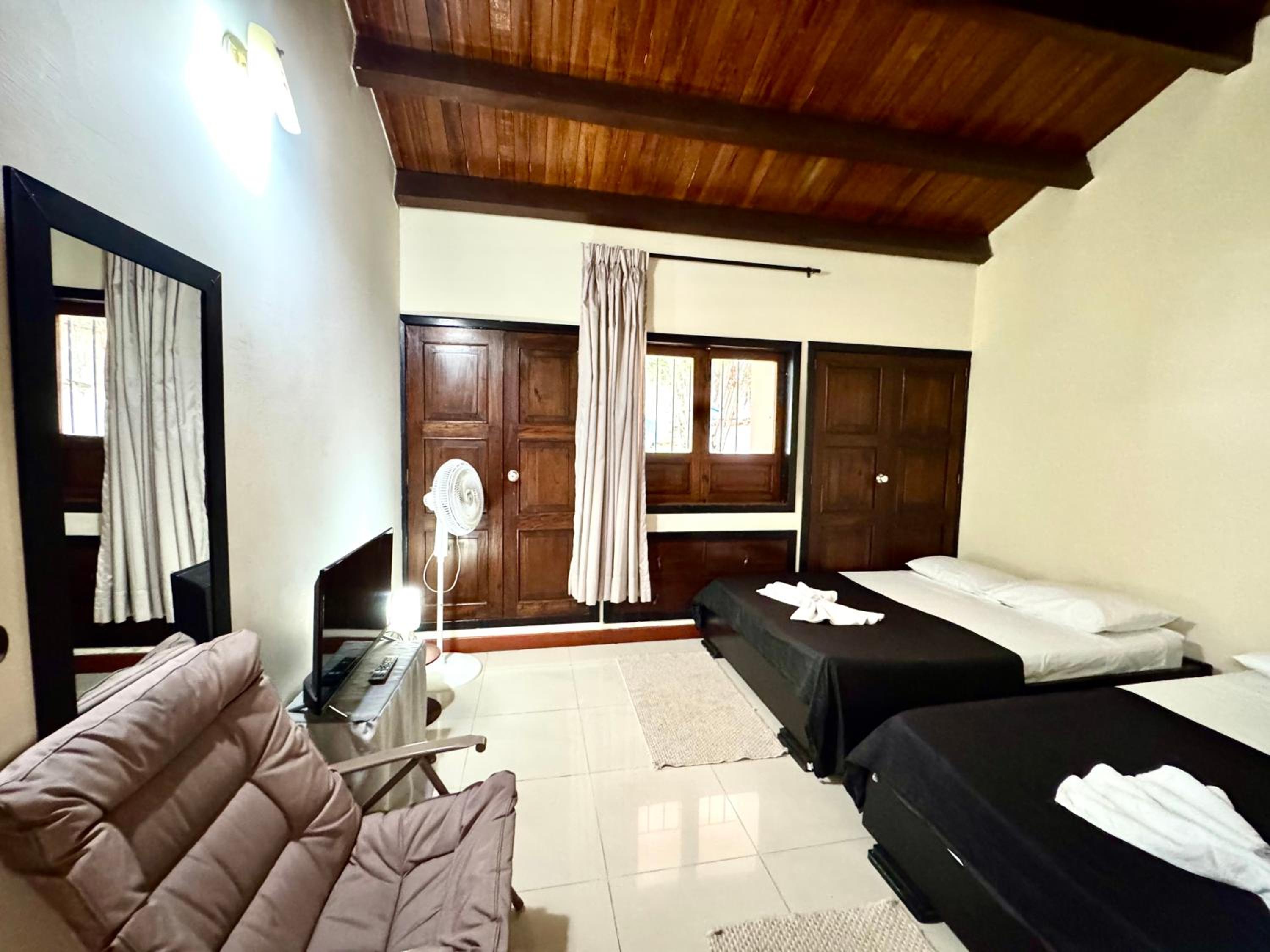 Quadruple Room with Shared Bathroom
