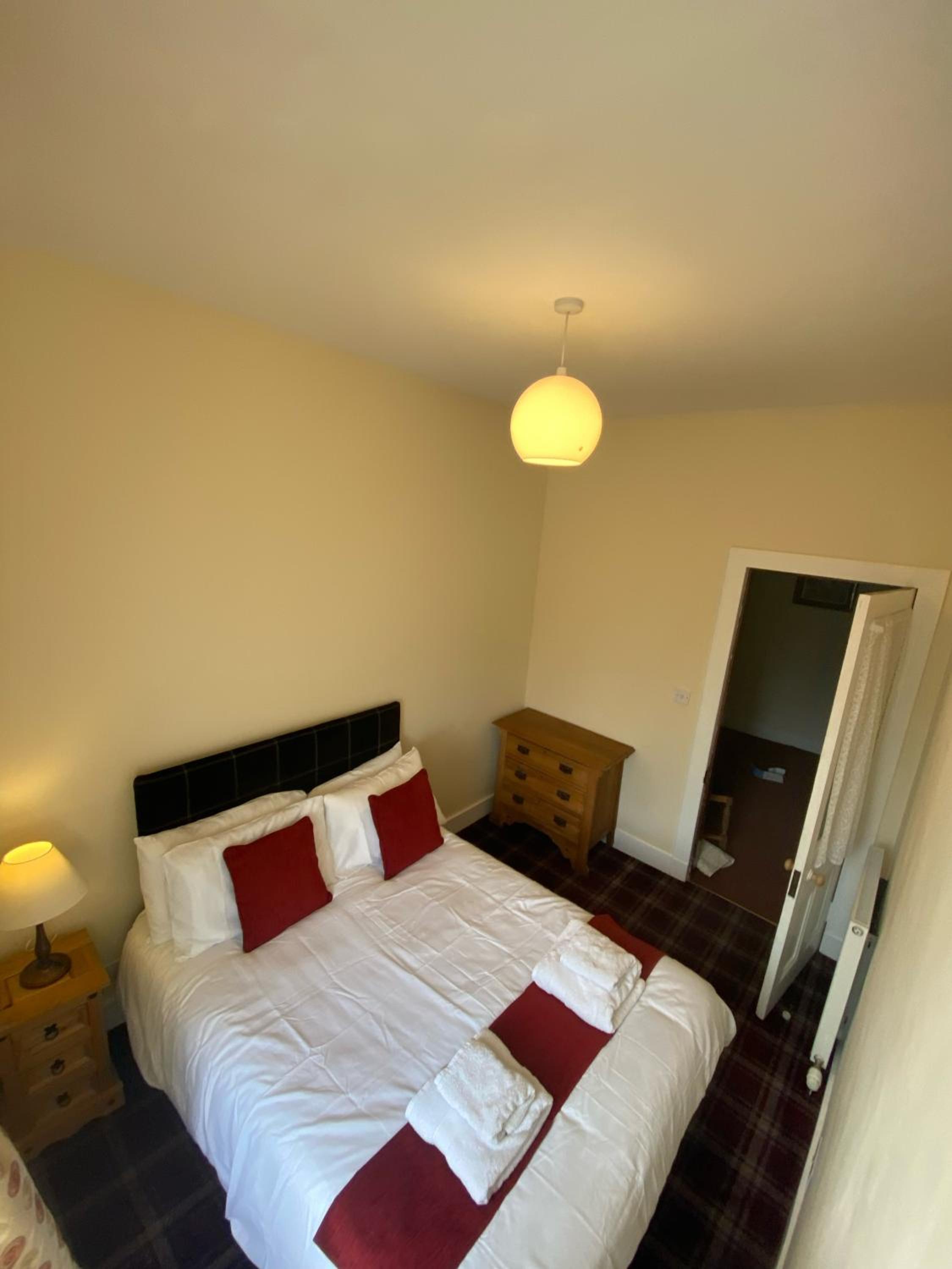 Double Room with Shared Bathroom photo 1