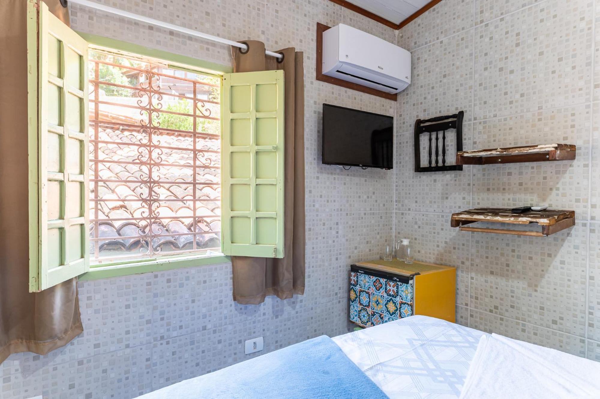 Double Room with Private Bathroom photo 2