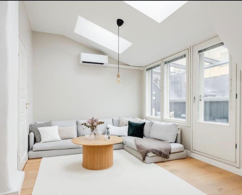 Two-Bedroom Deluxe Apartment with Balcony