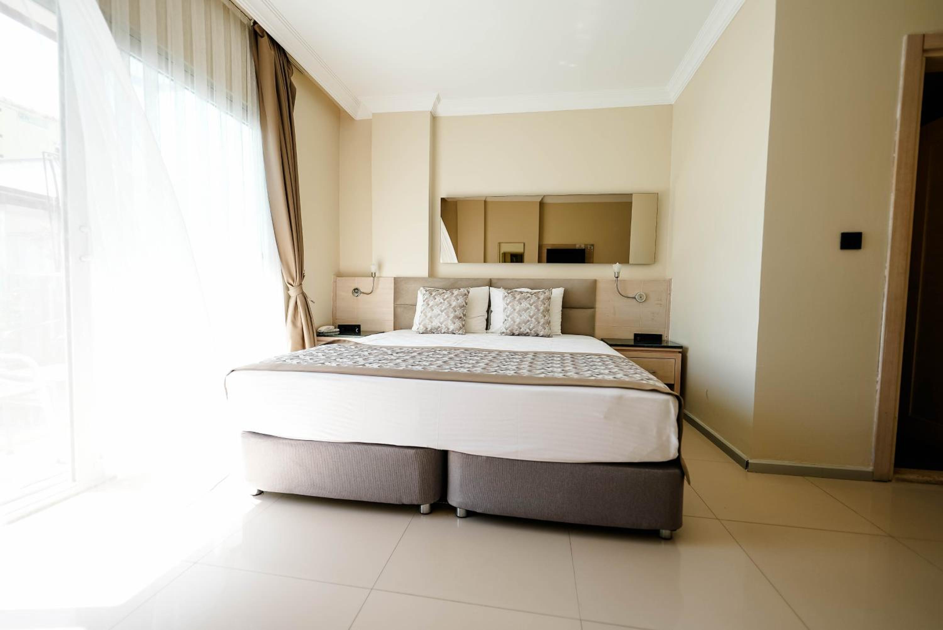 Budget Double Room photo 1