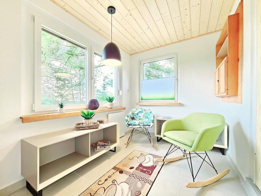 One-Bedroom House photo 1