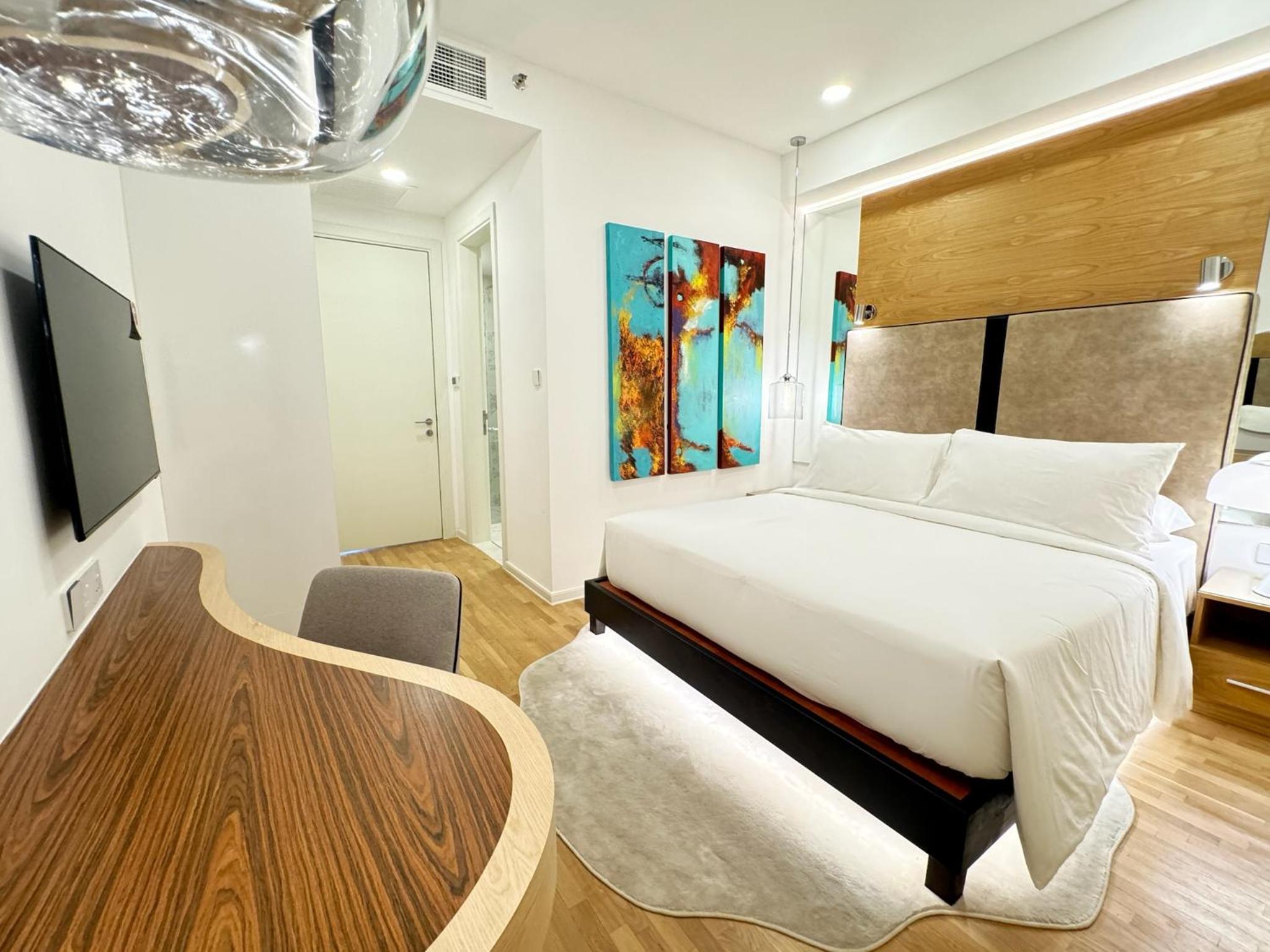 Two-Bedroom Apartment - Photo 31