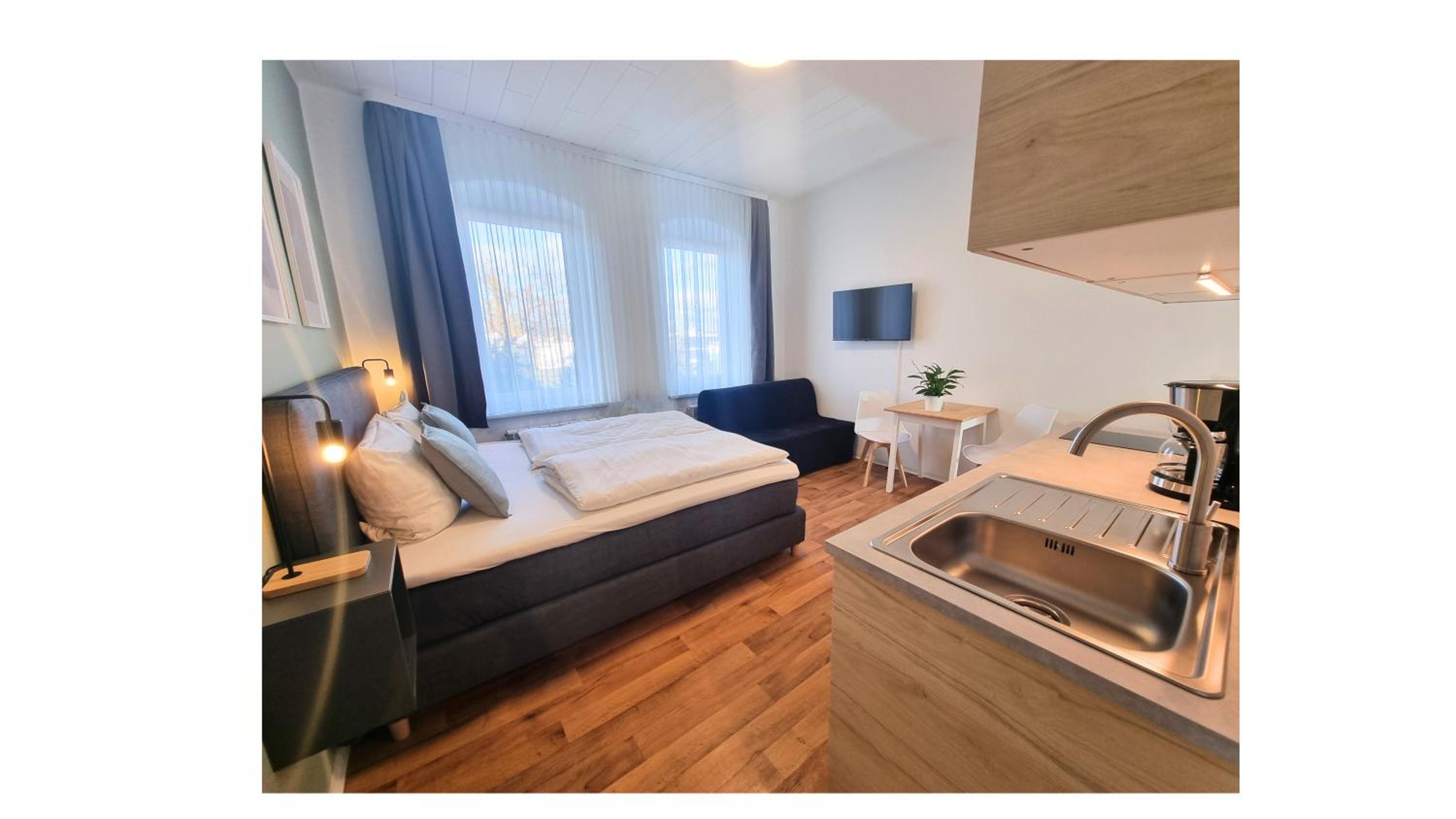 King Studio with Sofa Bed photo 1
