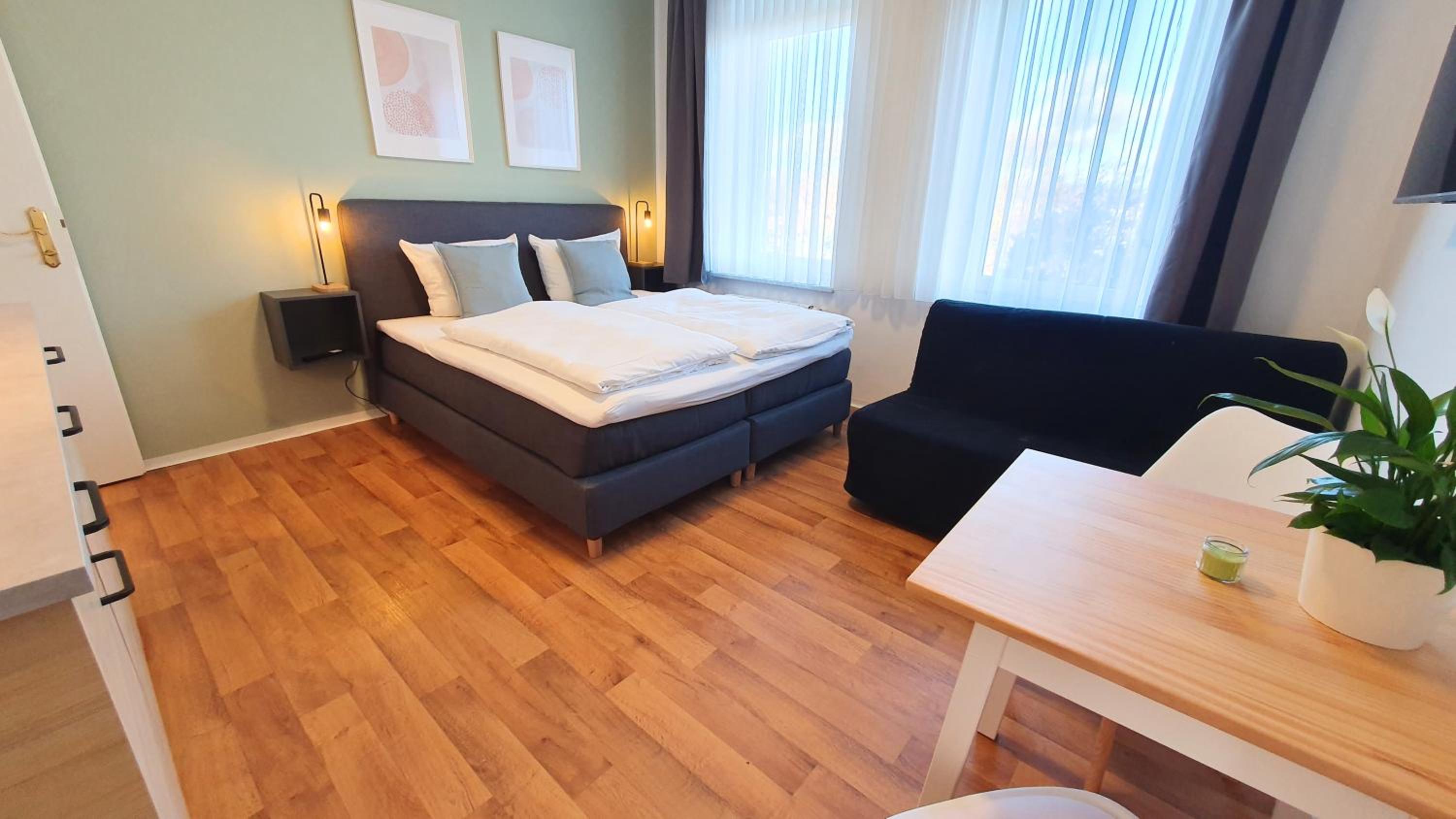 King Studio with Sofa Bed photo 3