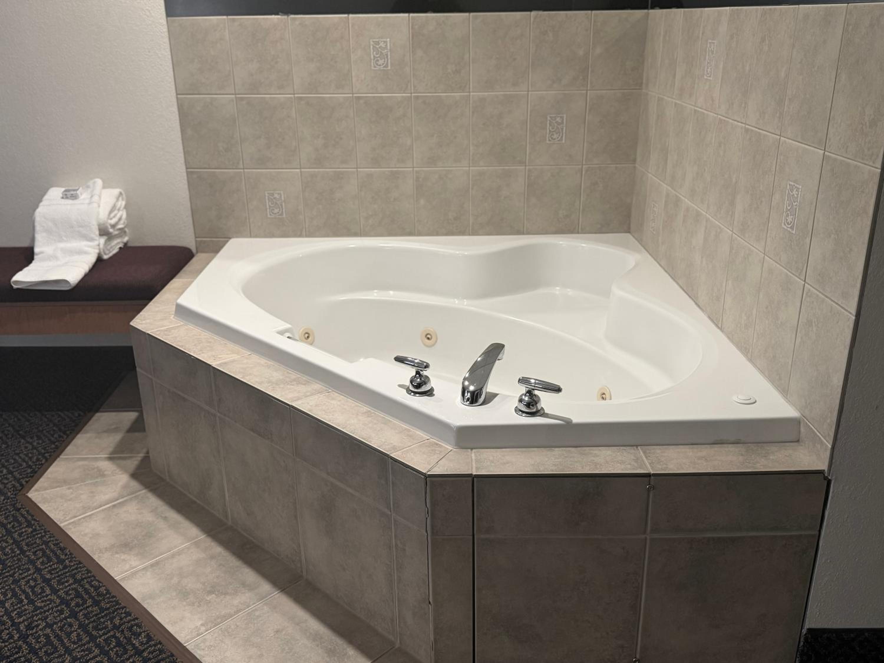 Superior King Room - Non-Smoking
