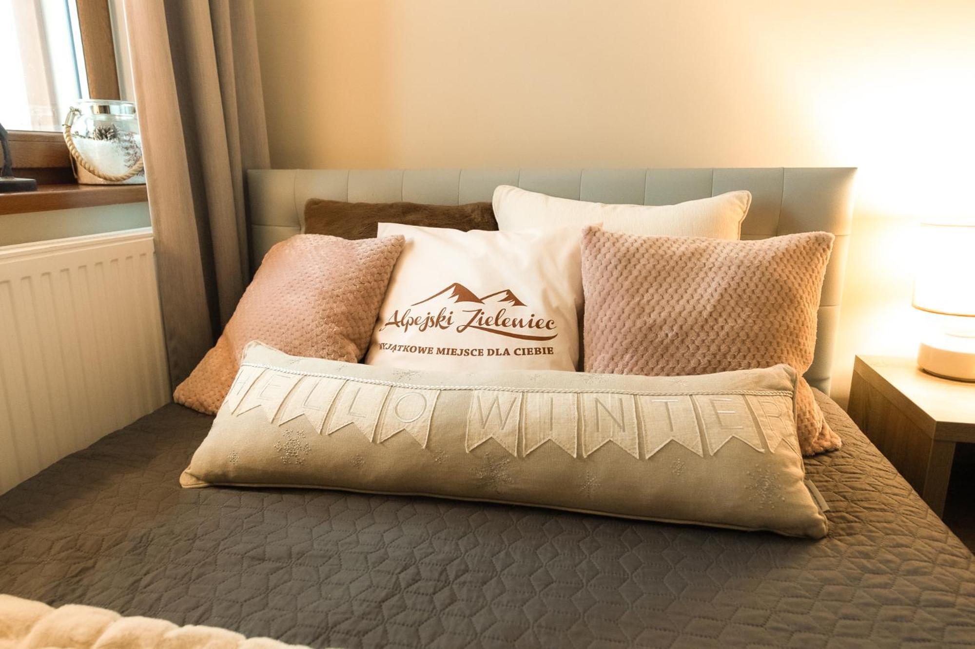 Suite with Mountain View photo 2