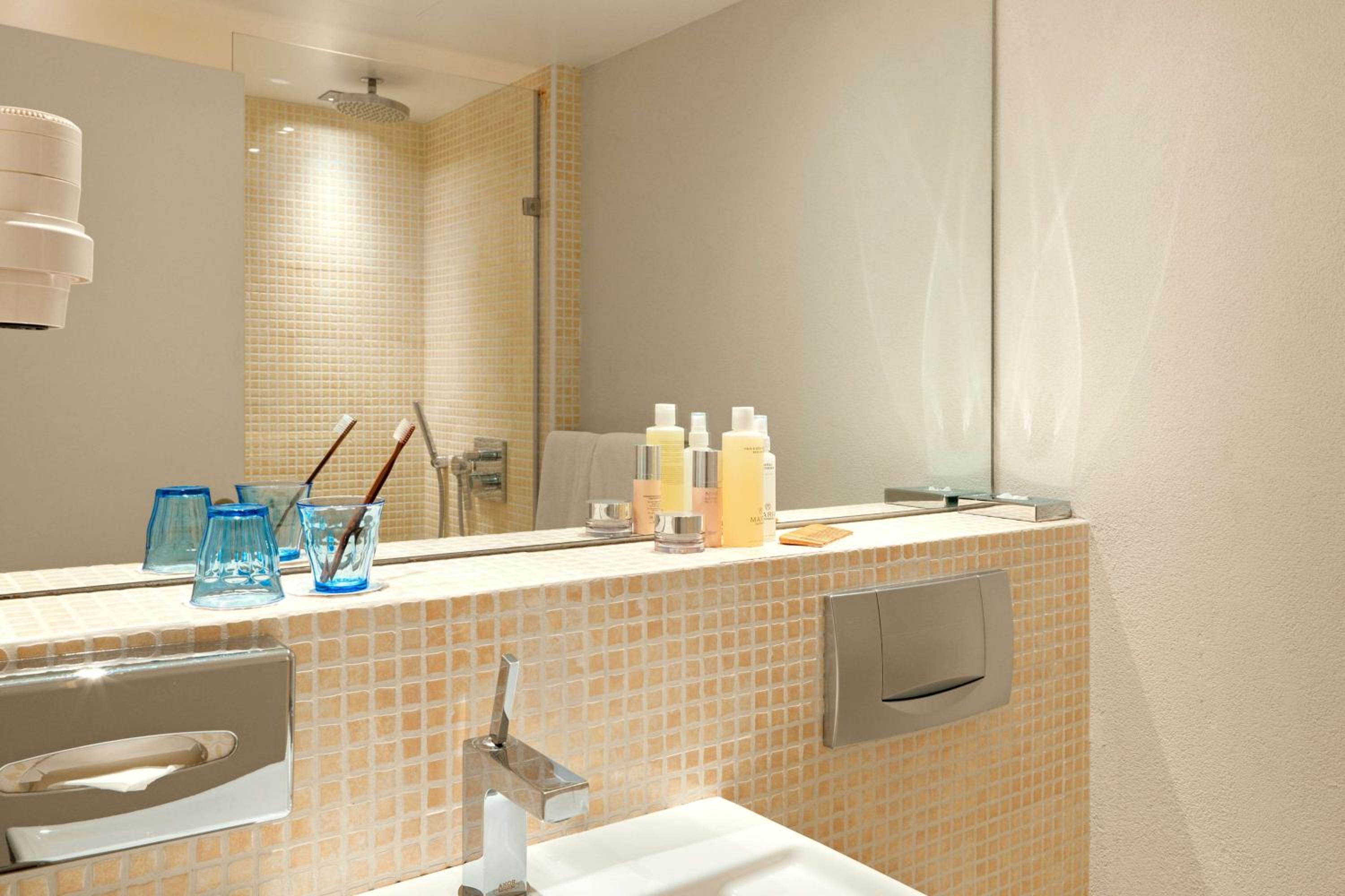 Superior Double Room - Photo 3