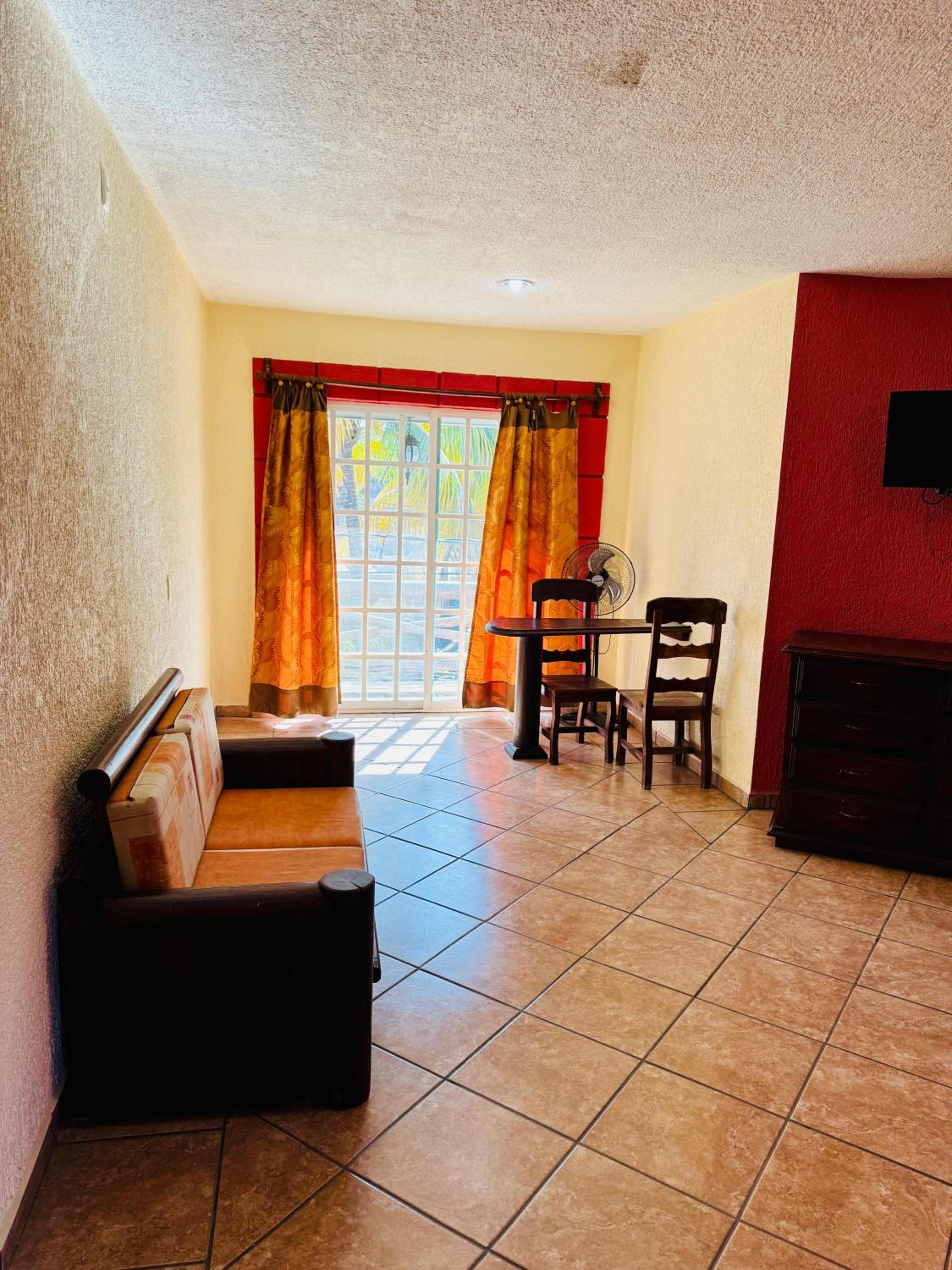 Standard Double or Twin Room photo 3