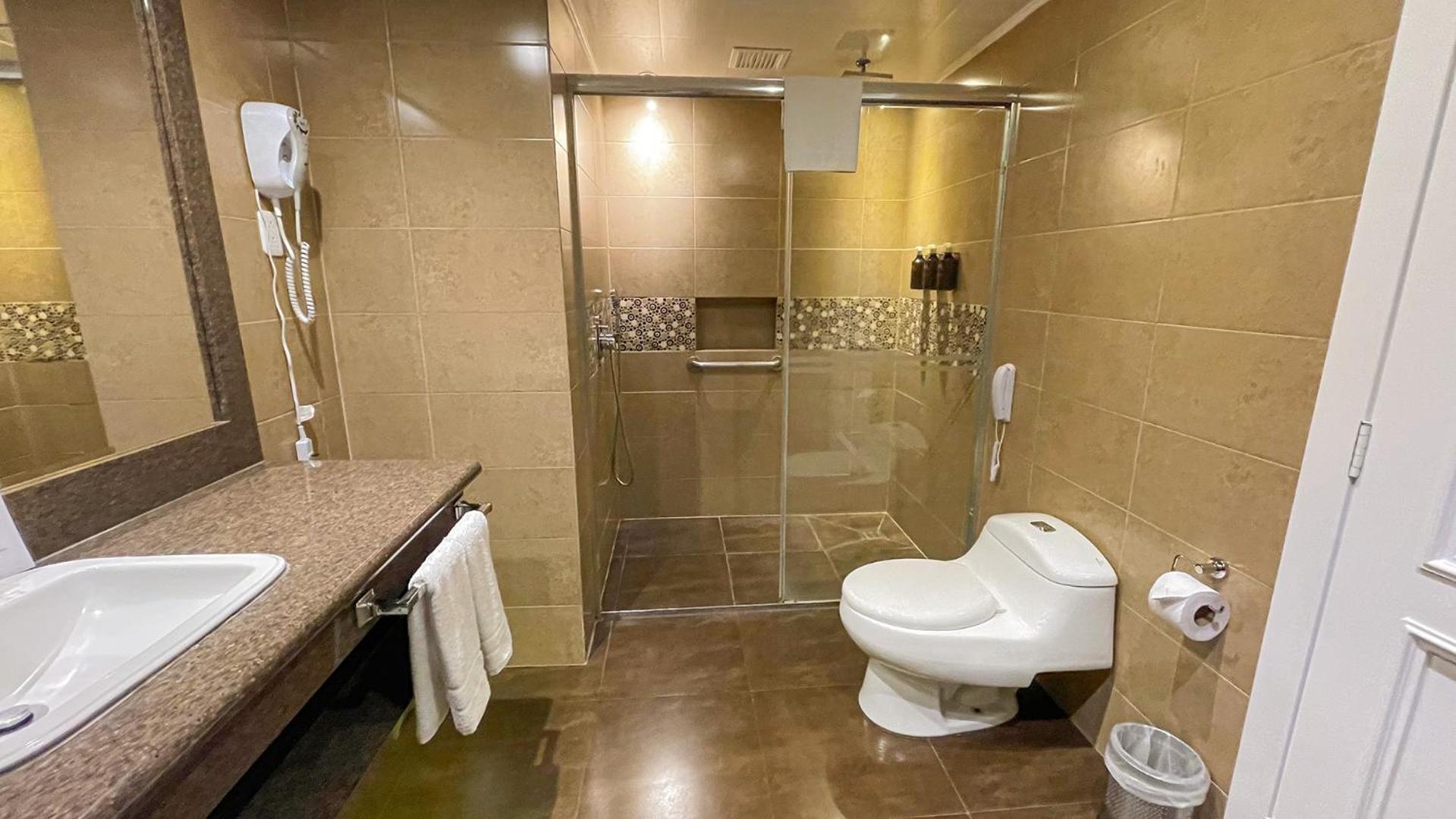 Superior King Suite - Photo 8