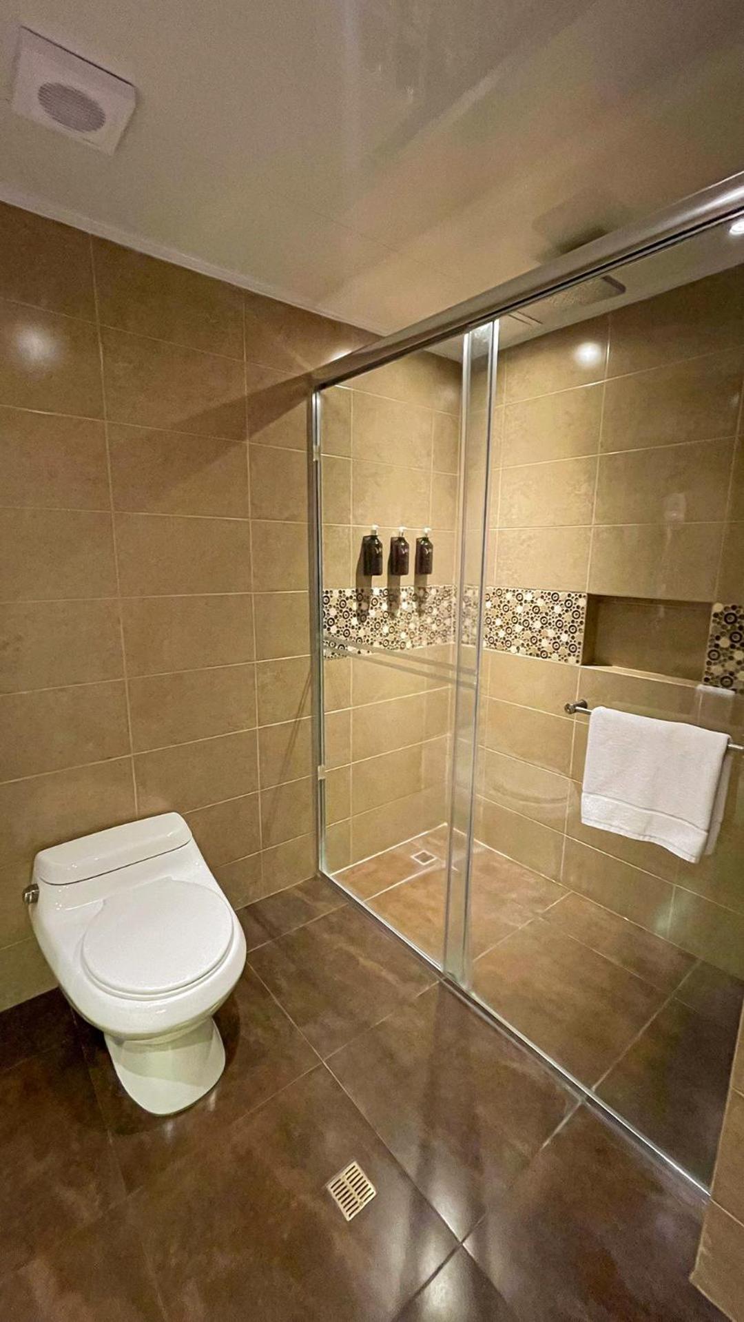 Superior Queen Room - Photo 17